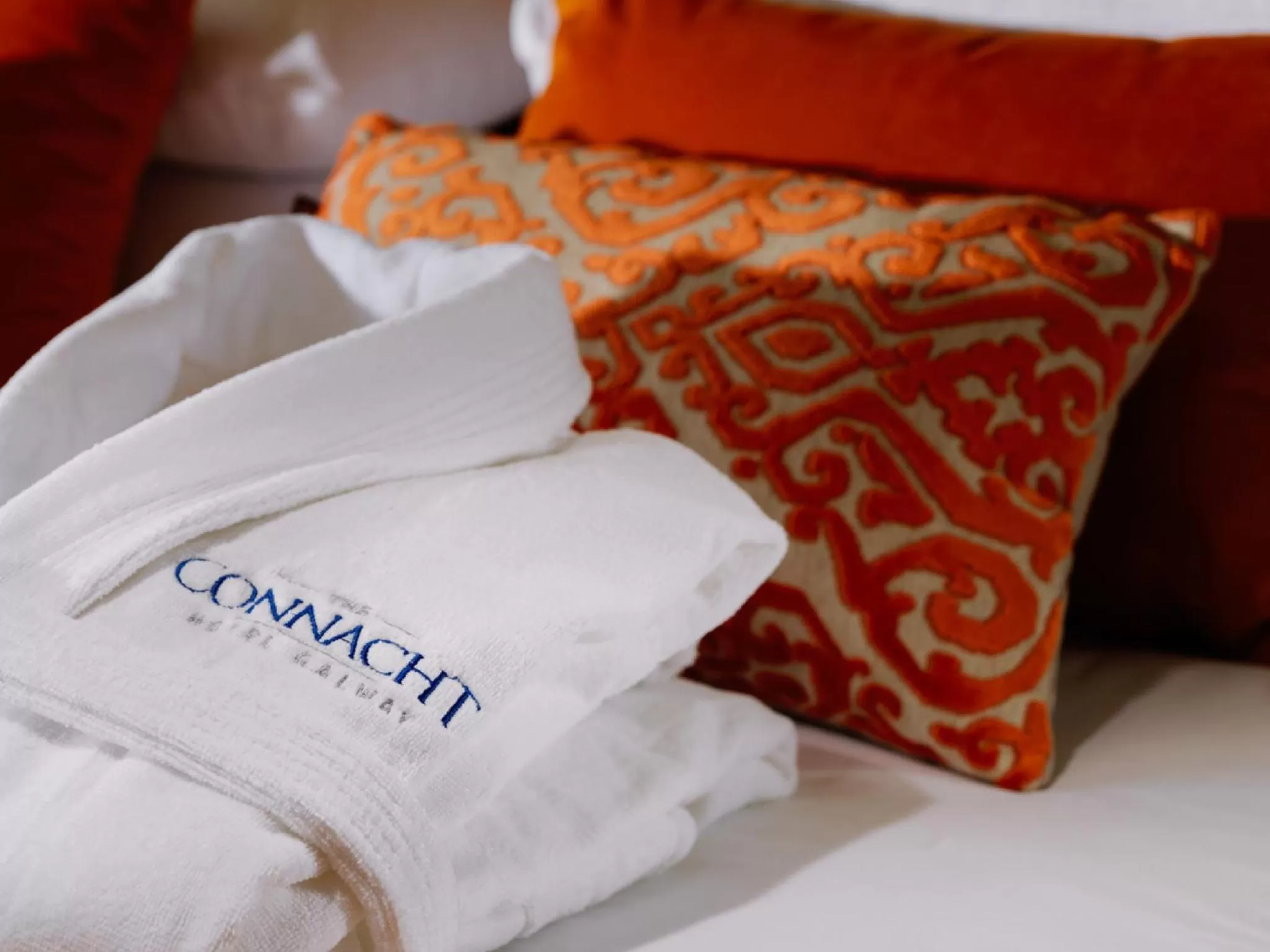 Area and facilities, Bed in The Connacht Hotel