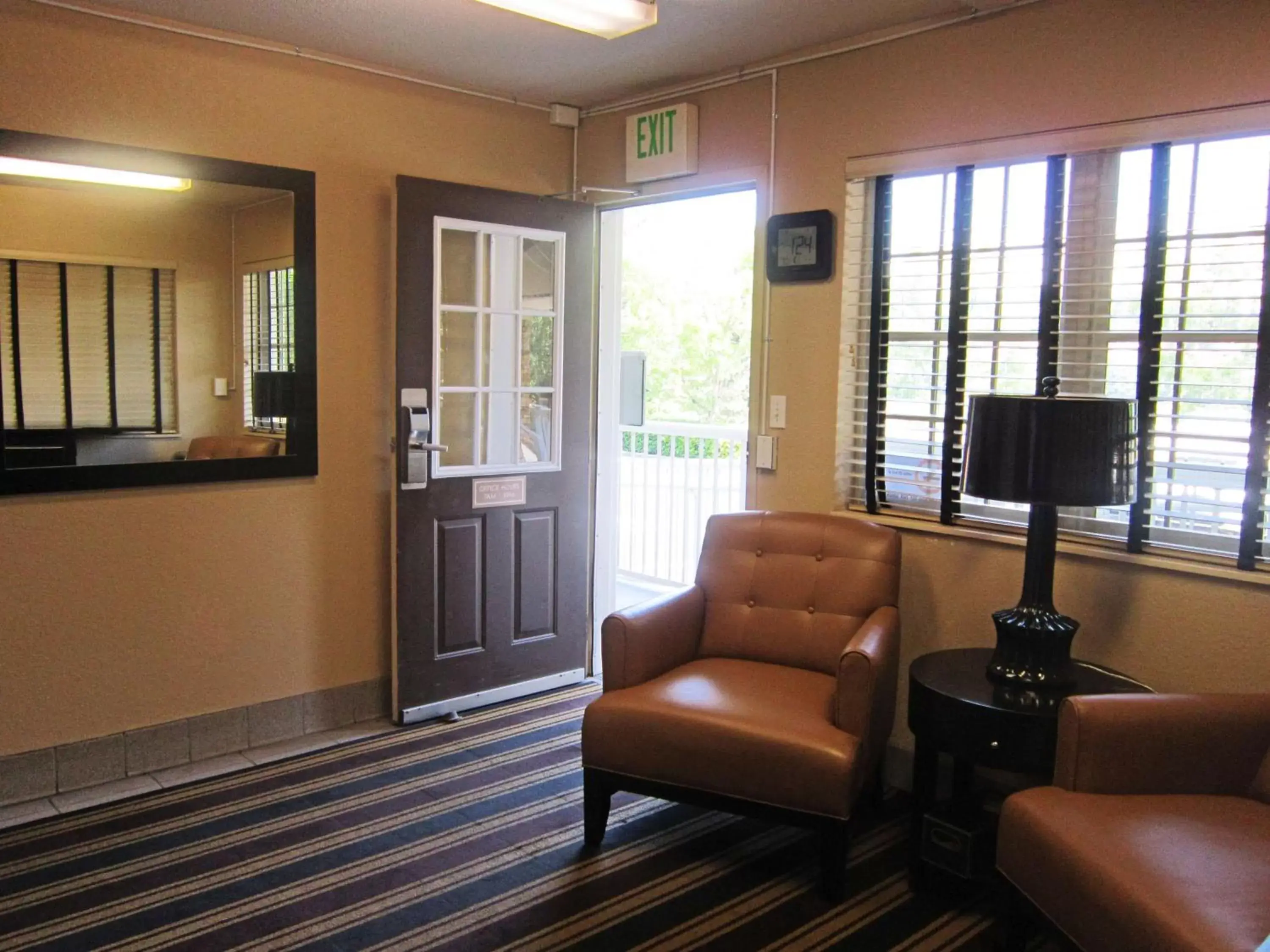 Lobby or reception, Seating Area in Extended Stay America Suites - Seattle - Tukwila