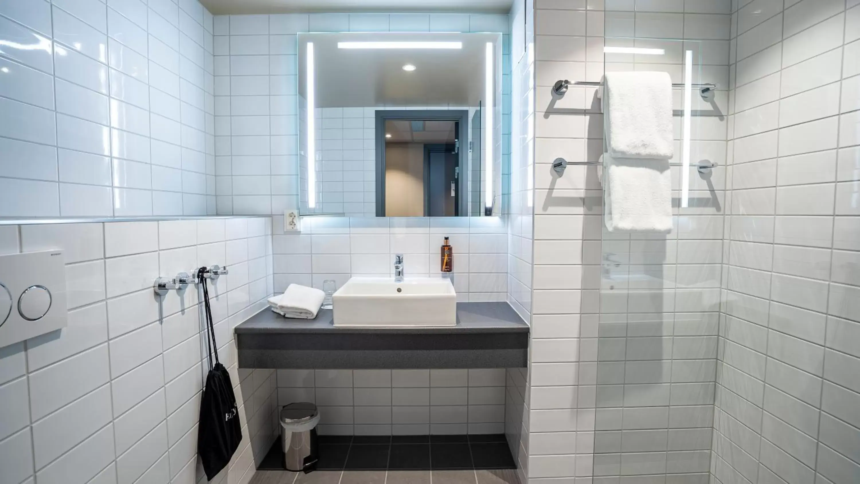 Bathroom in Clarion Collection Hotel Fregatten