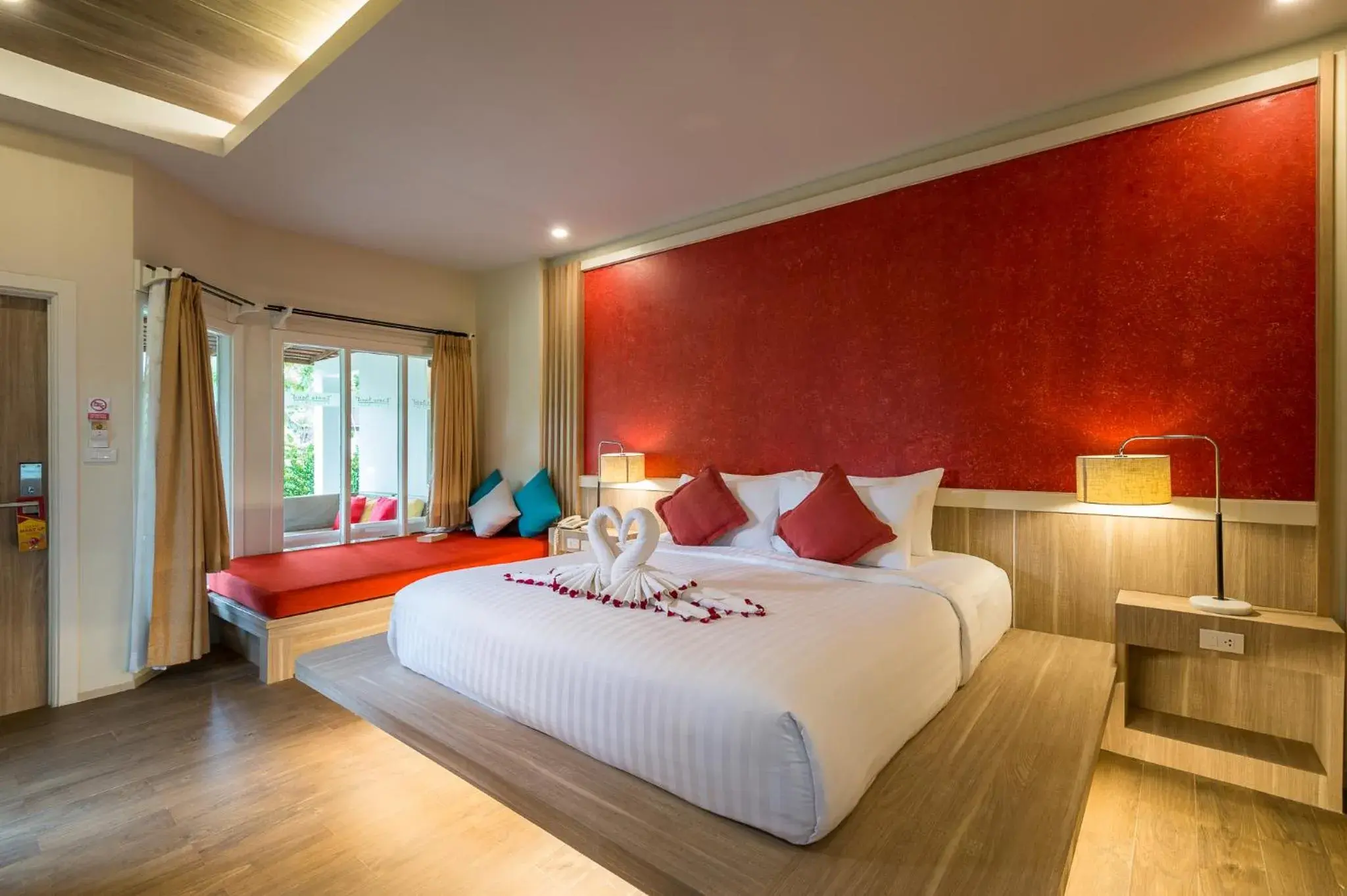 Bed in Lanta Sand Resort & Spa