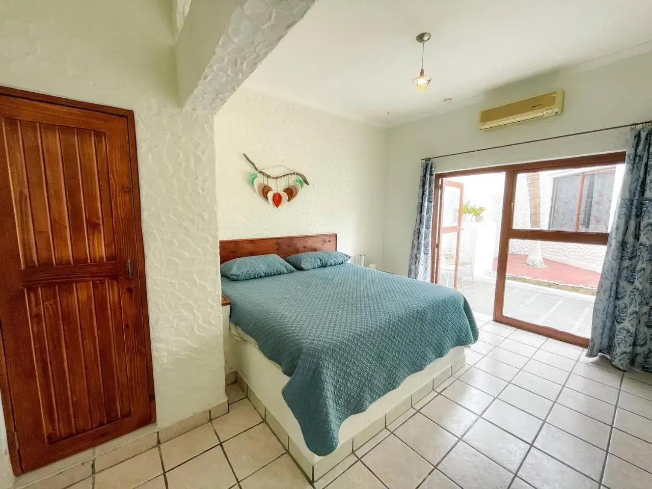 King Room in Hotel Allende King Room in Hotel Allende