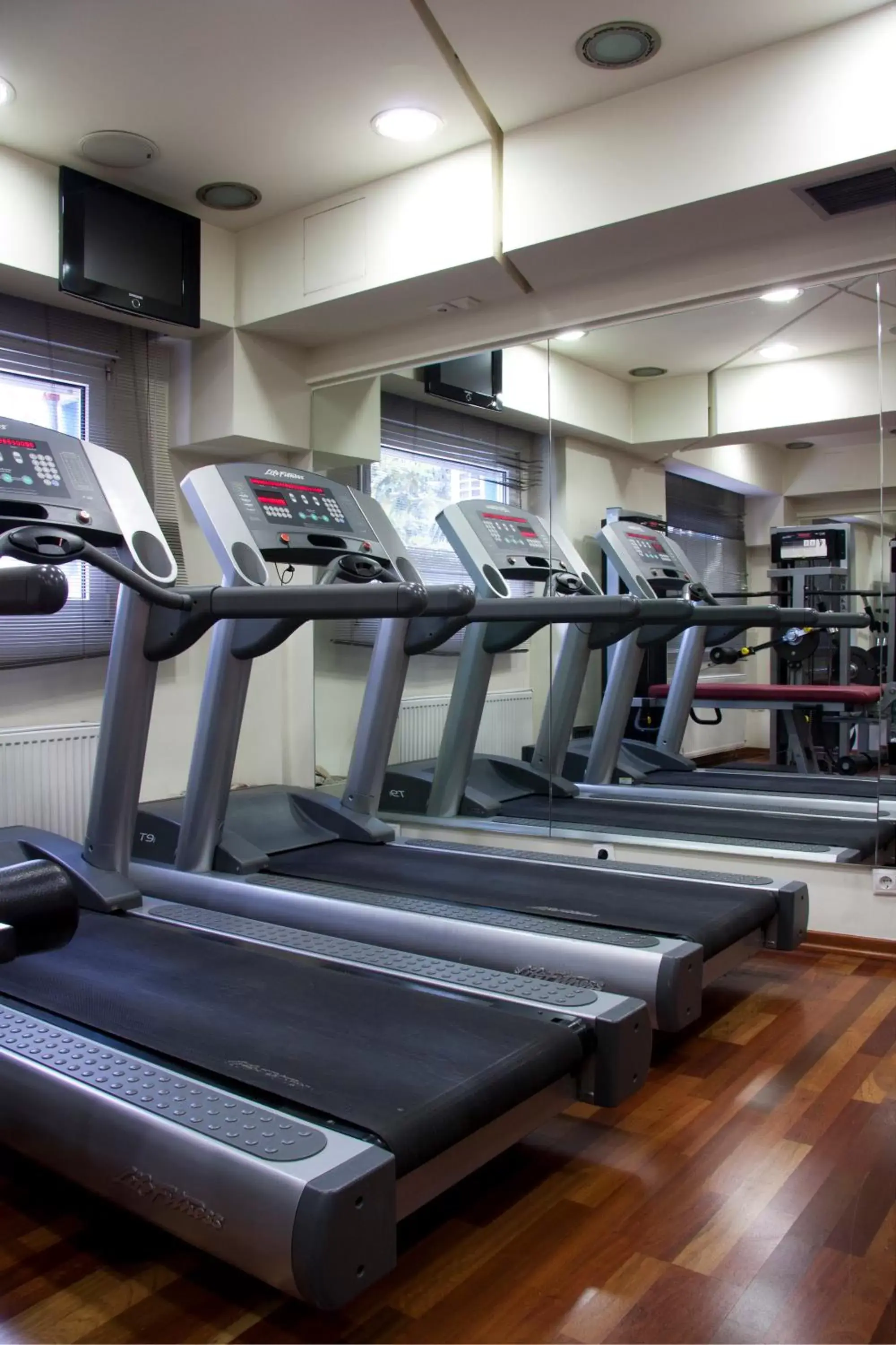 Fitness centre/facilities in Capsis Hotel Thessaloniki Fitness centre/facilities in Capsis Hotel Thessaloniki