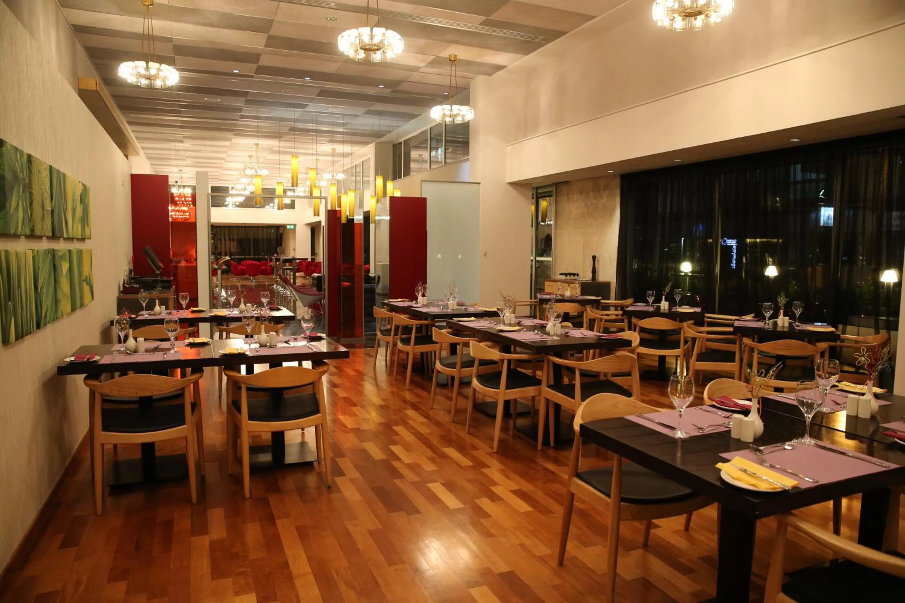 Restaurant/places to eat in Altius Boutique Hotel