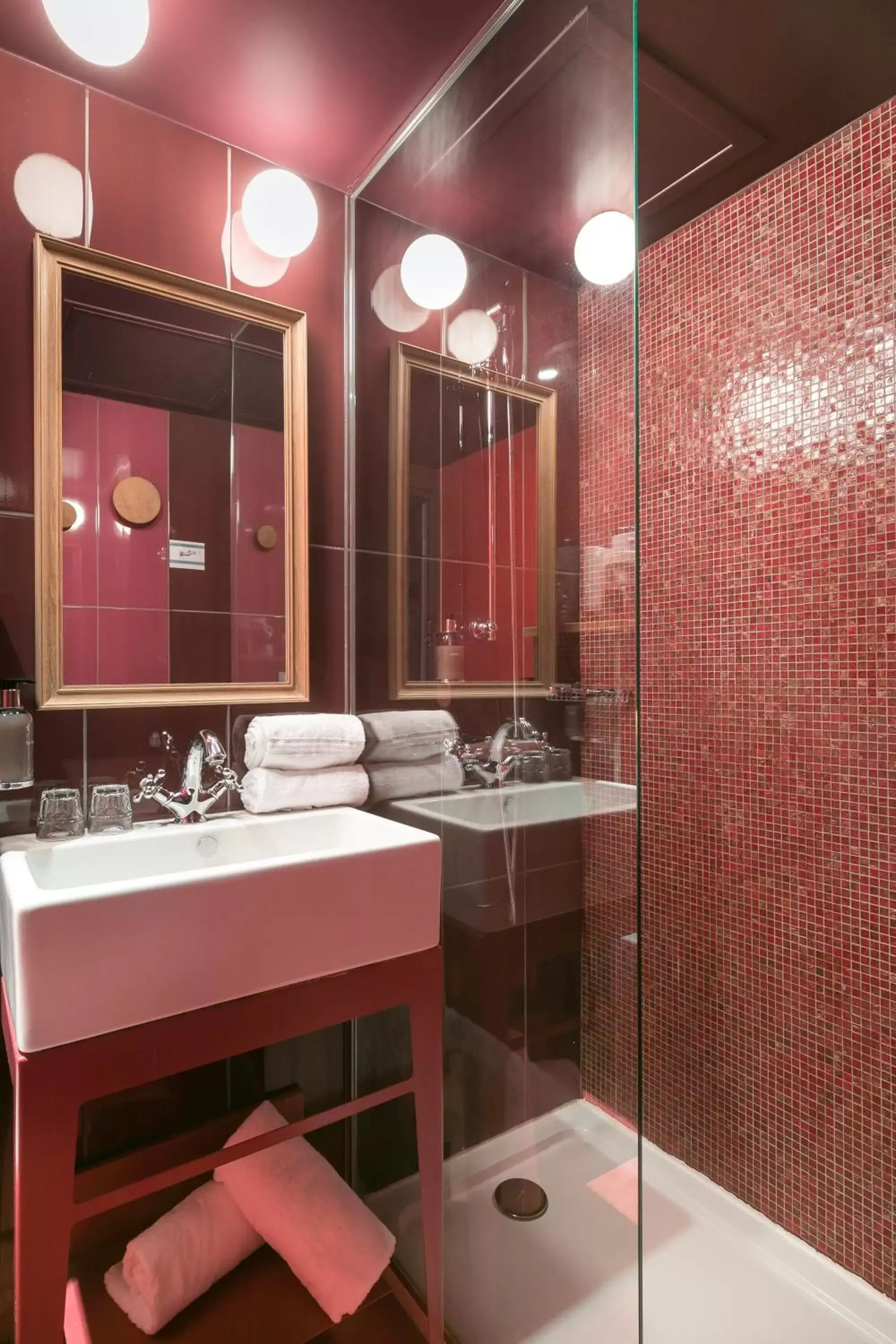Bathroom in Hôtel Joséphine by Happyculture
