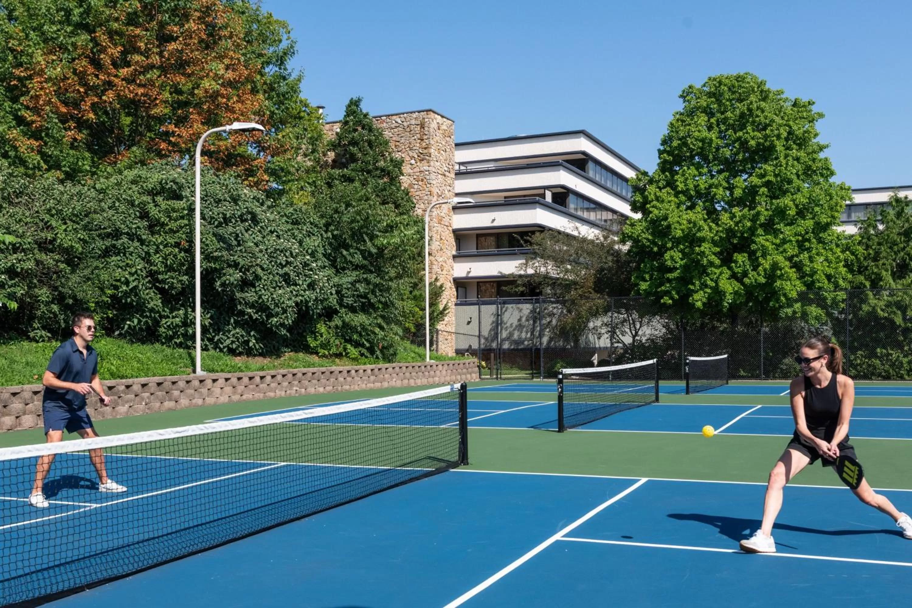 Fitness centre/facilities in Marriott Lexington Griffin Gate Golf Resort & Spa