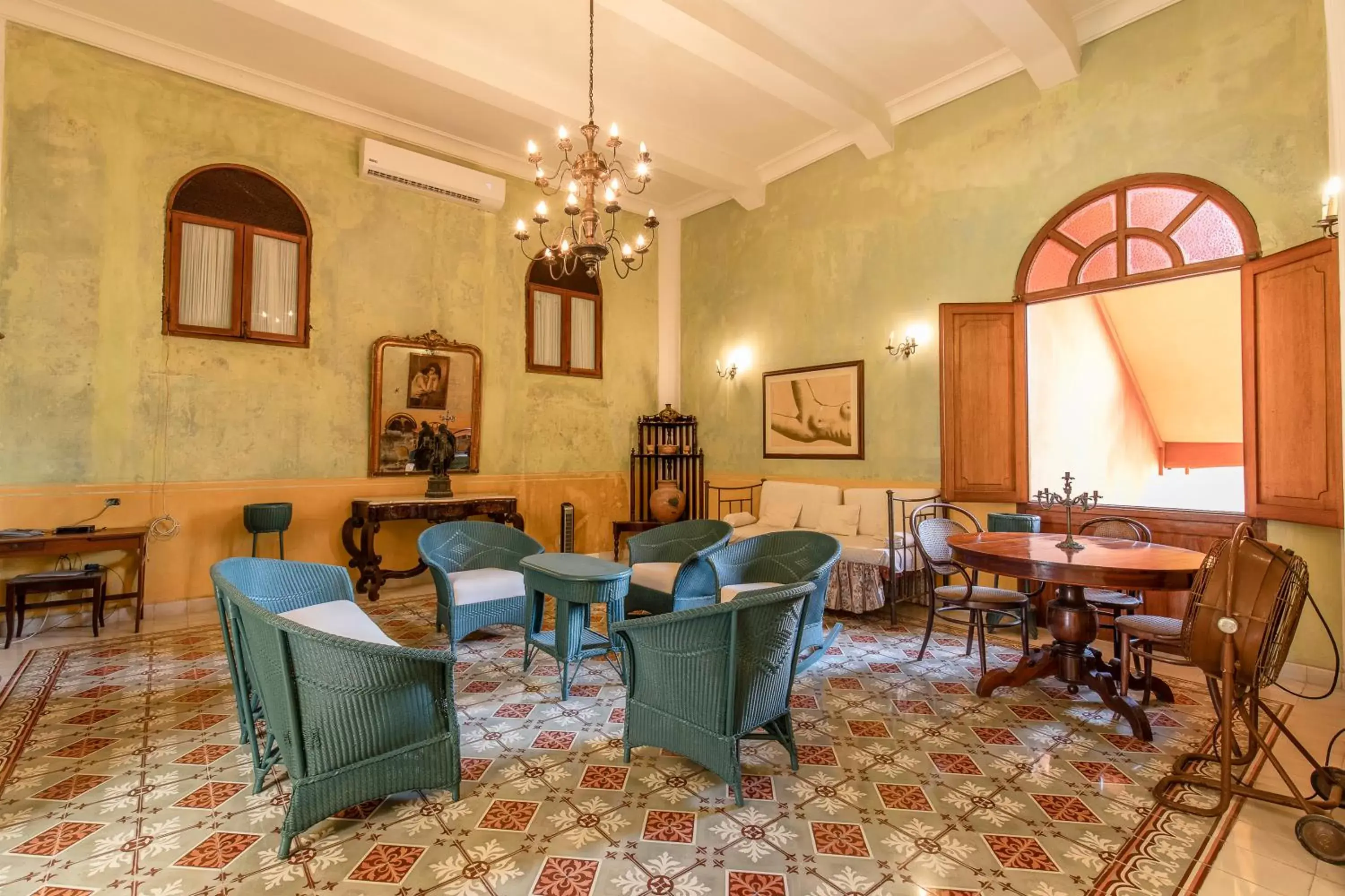 Three-Bedroom Apartment in Casa Morales Getsemaní Three-Bedroom Apartment in Casa Morales Getsemaní