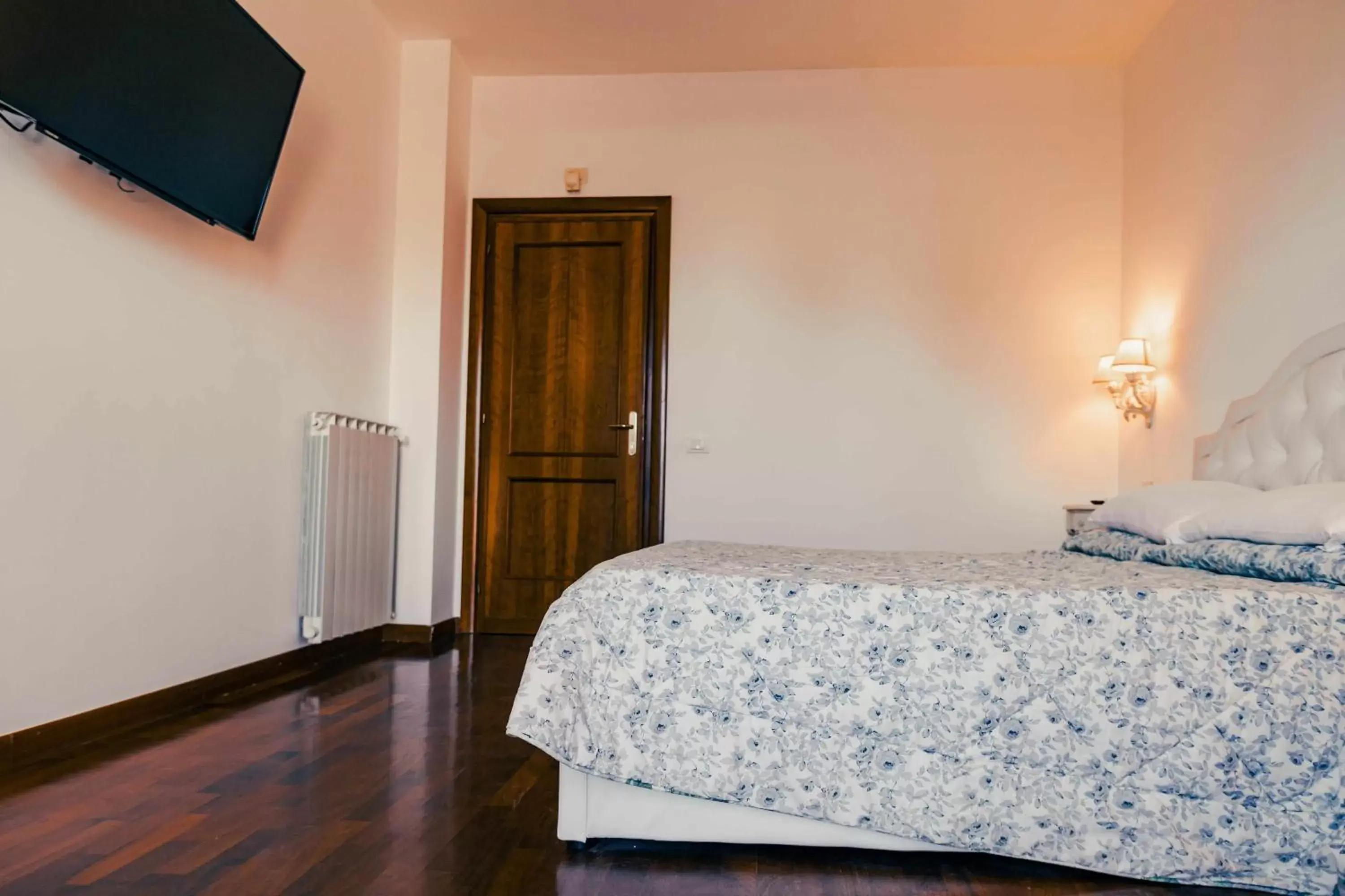 Bed in Bed and Breakfast Villa Romano