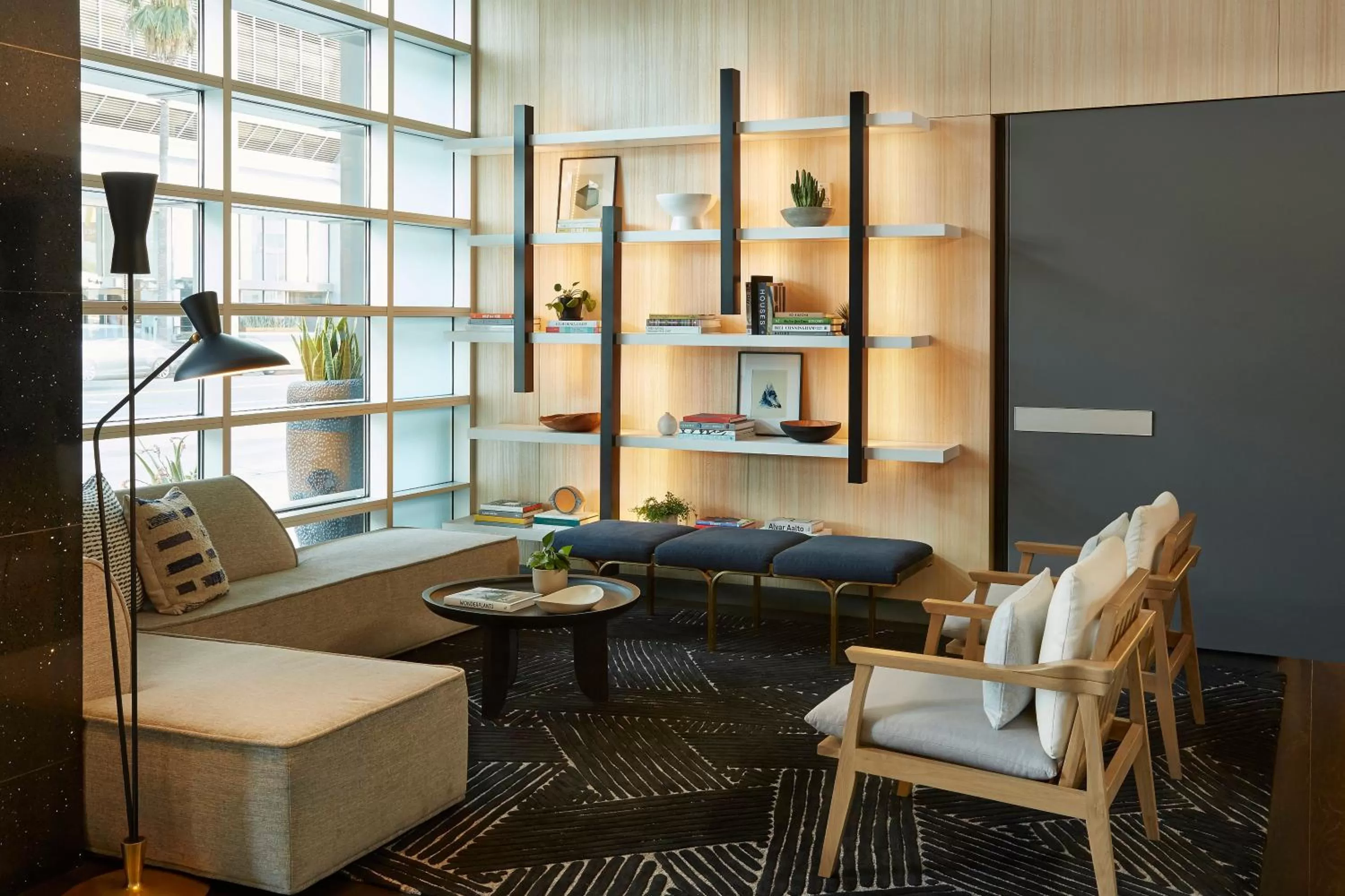 Property building in Kimpton Hotel Wilshire by IHG