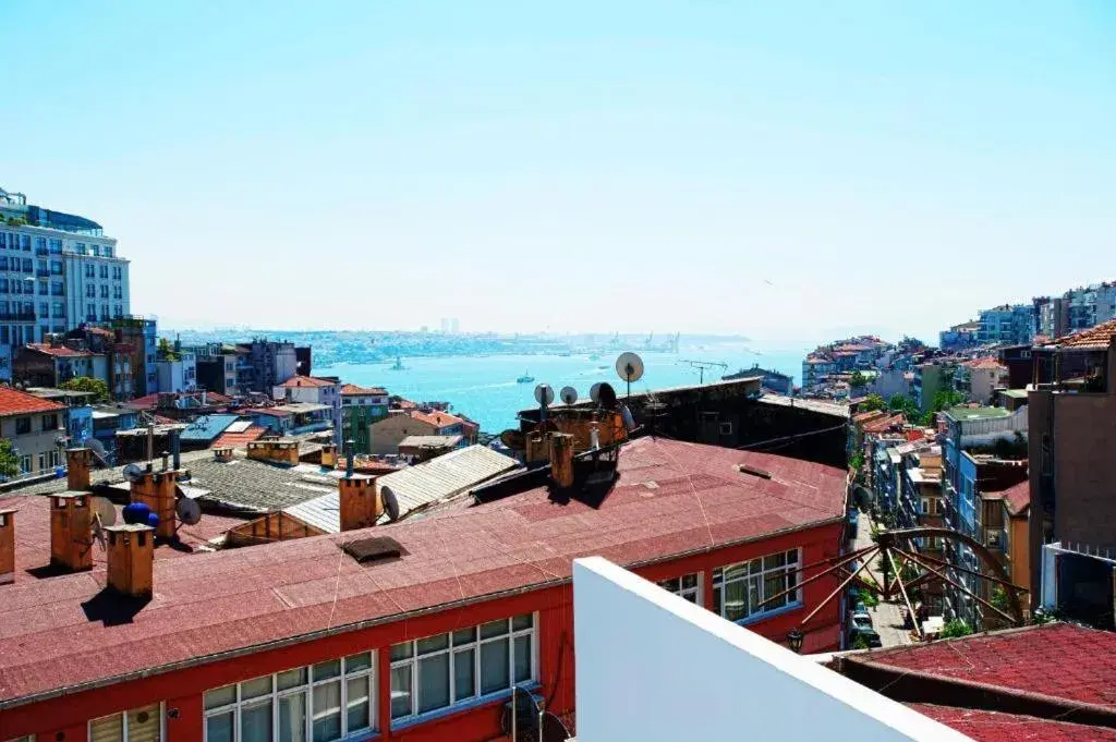 Balcony/Terrace in Hotel V Plus Taksim
