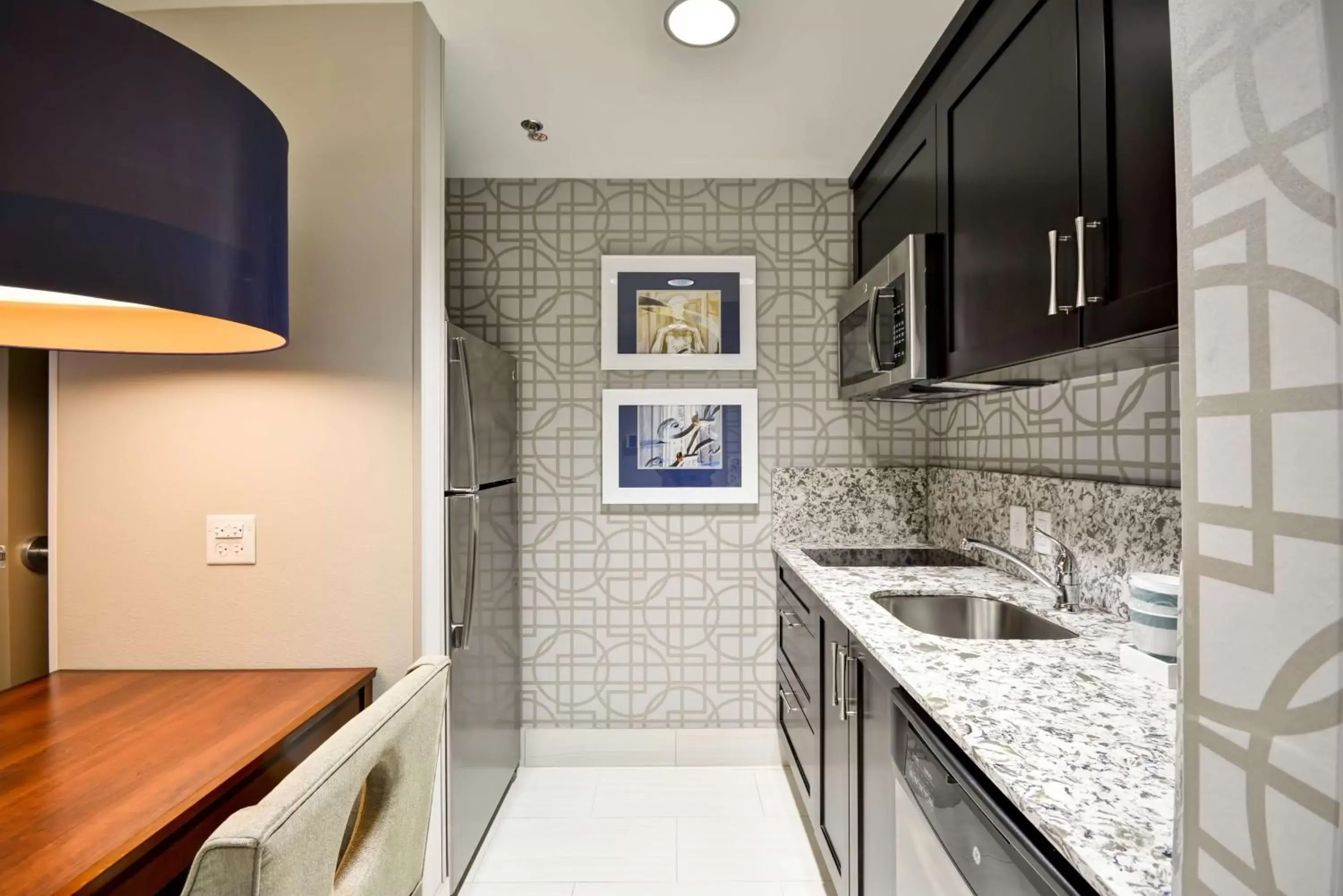 Kitchen or kitchenette, Kitchen/Kitchenette in Homewood Suites by Hilton Birmingham Downtown Near UAB