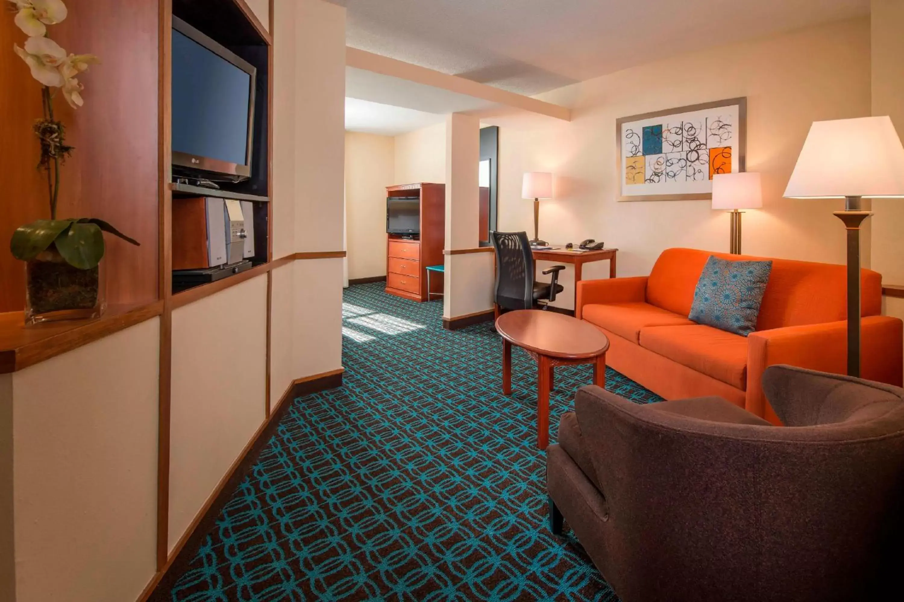 Living room, Seating Area in Fairfield Inn & Suites by Marriott Williamsburg