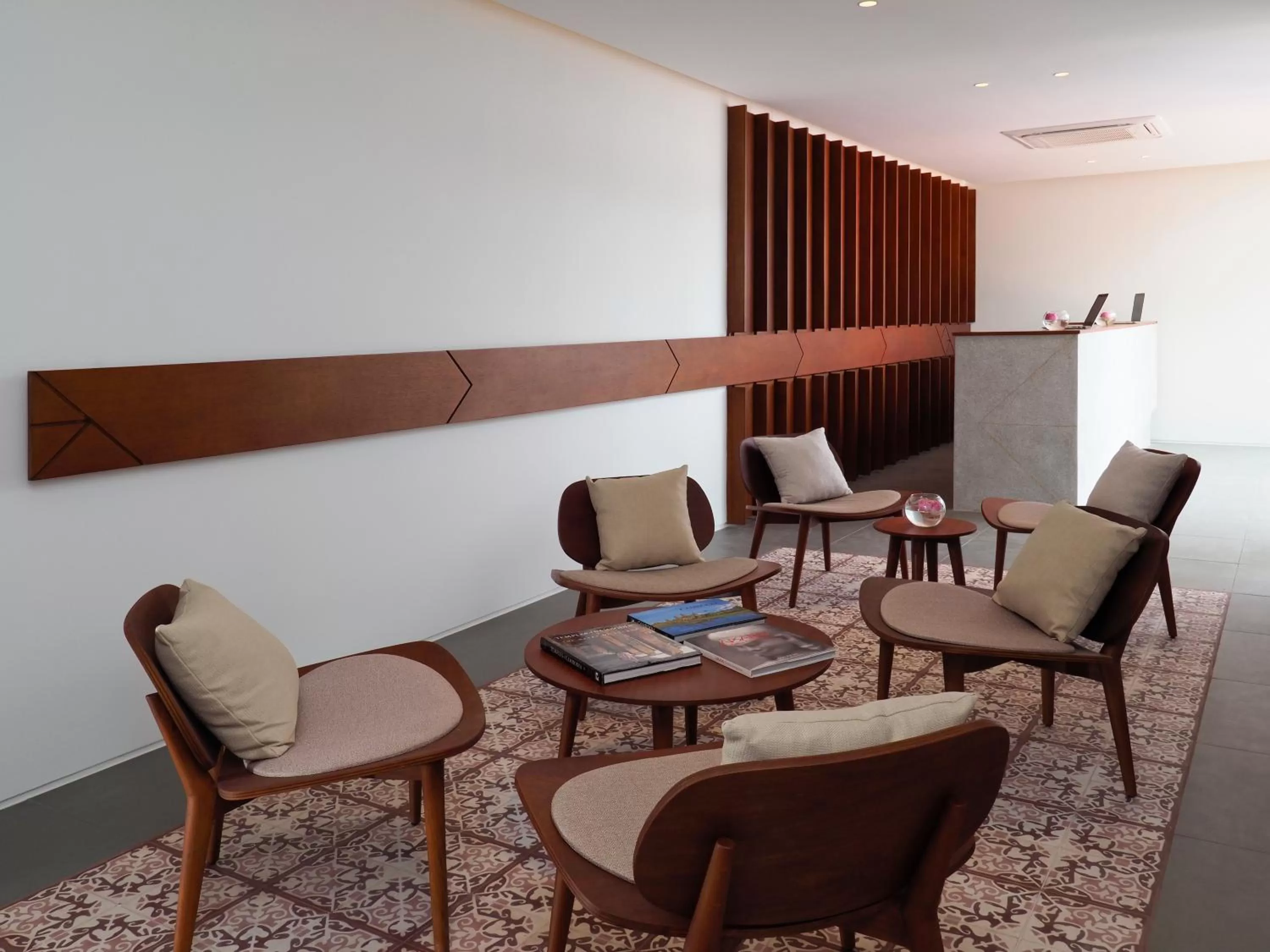 Living room in The Bale Phnom Penh by LifestyleRetreats