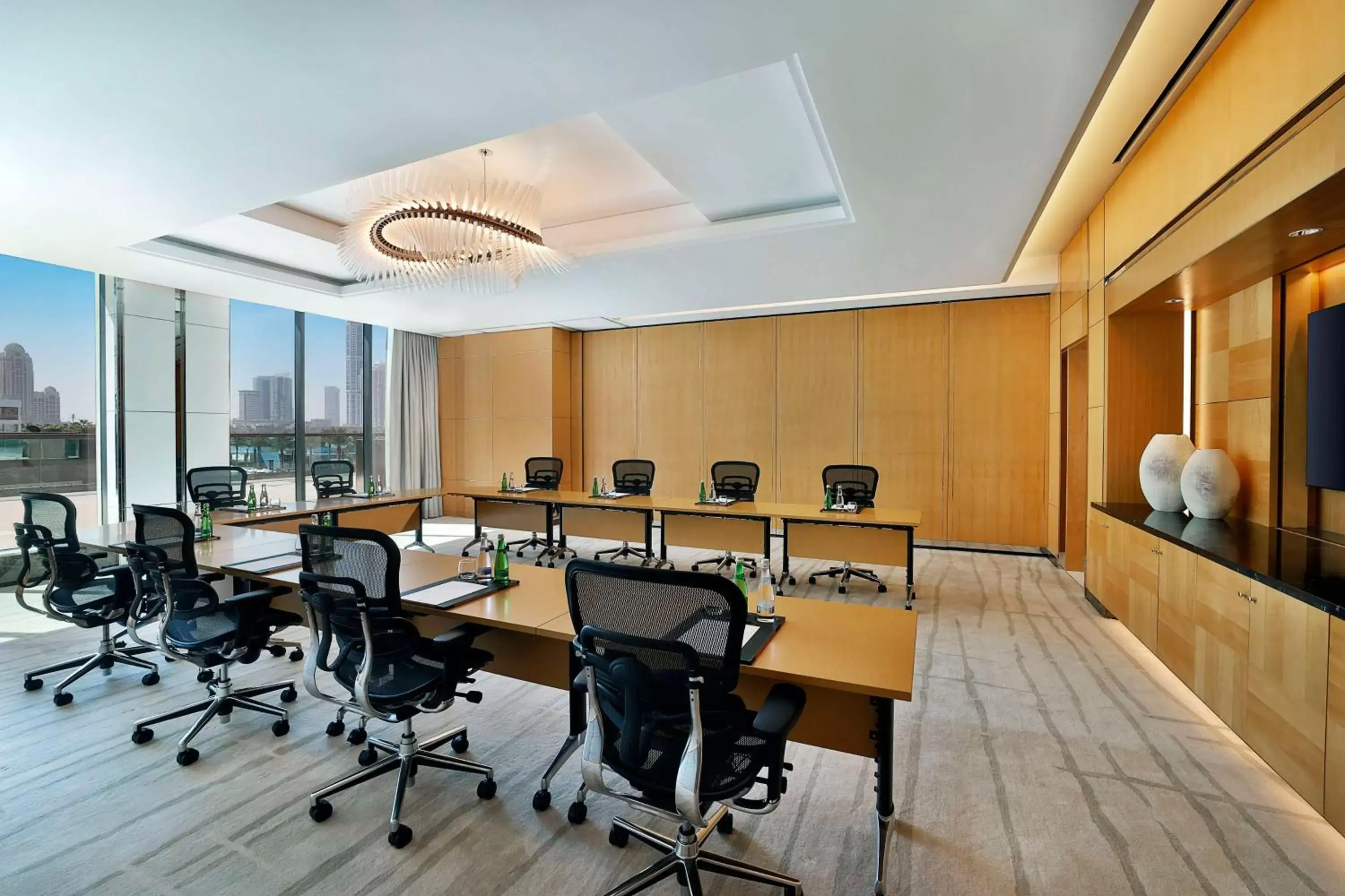 Meeting/conference room in Hilton Dubai Palm Jumeirah