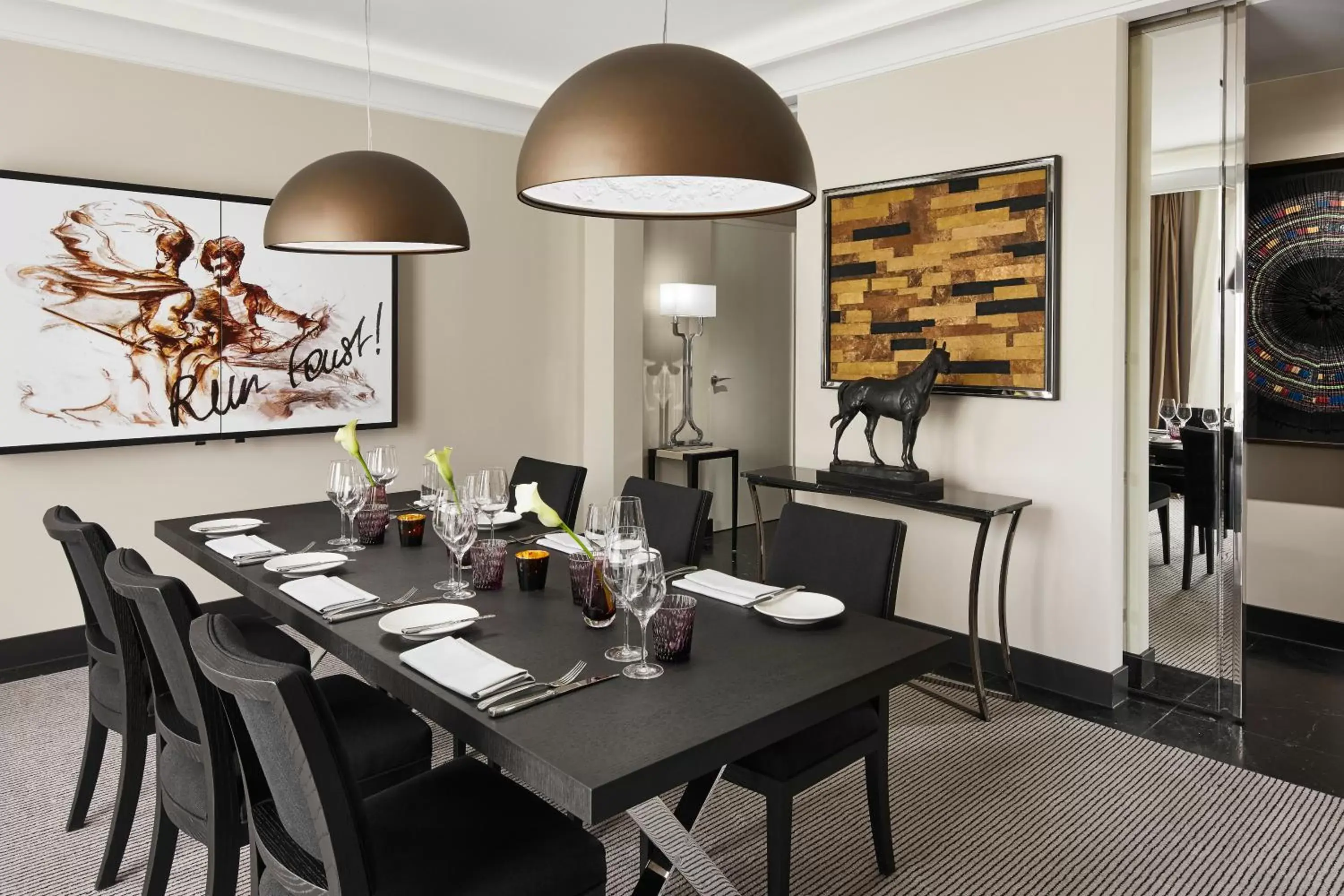 Dining area in Sofitel Frankfurt Opera