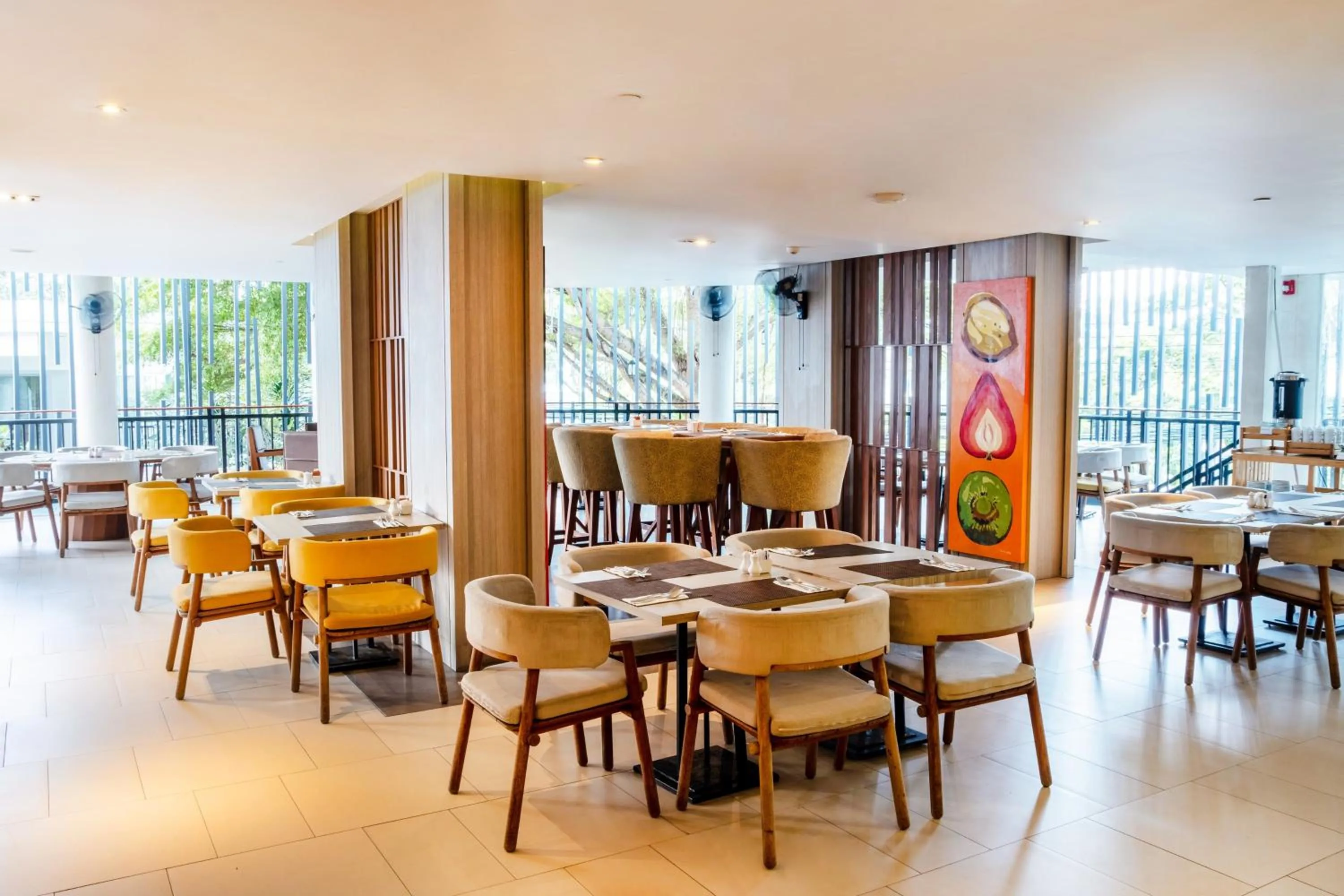 Restaurant/Places to Eat in Destination Resorts Phuket Karon Beach - SHA Extra Plus