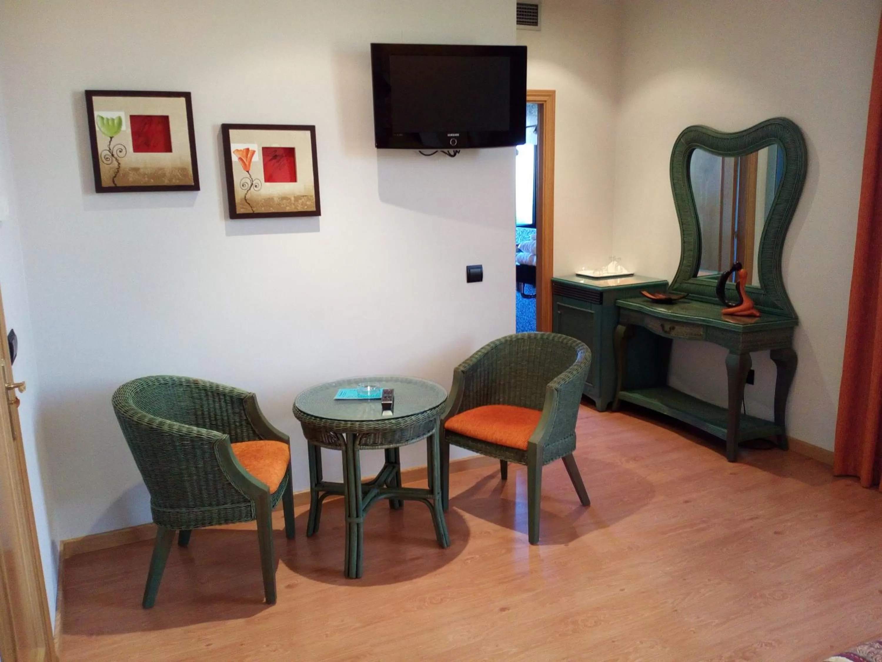 Decorative detail in Motel Acropolis