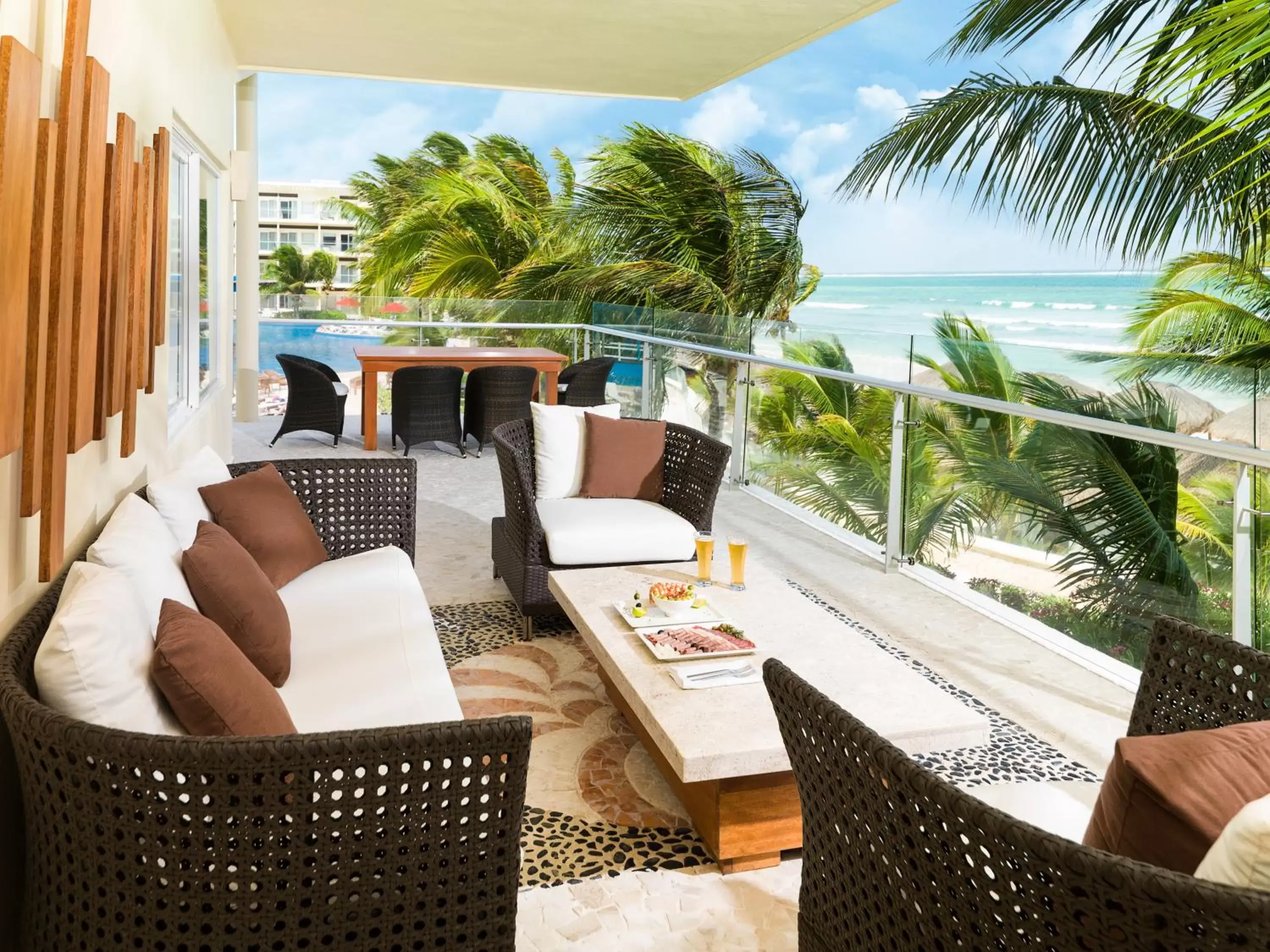 Balcony/Terrace, Lounge/Bar in Azul Beach Resort Riviera Cancun, Gourmet All Inclusive by Karisma