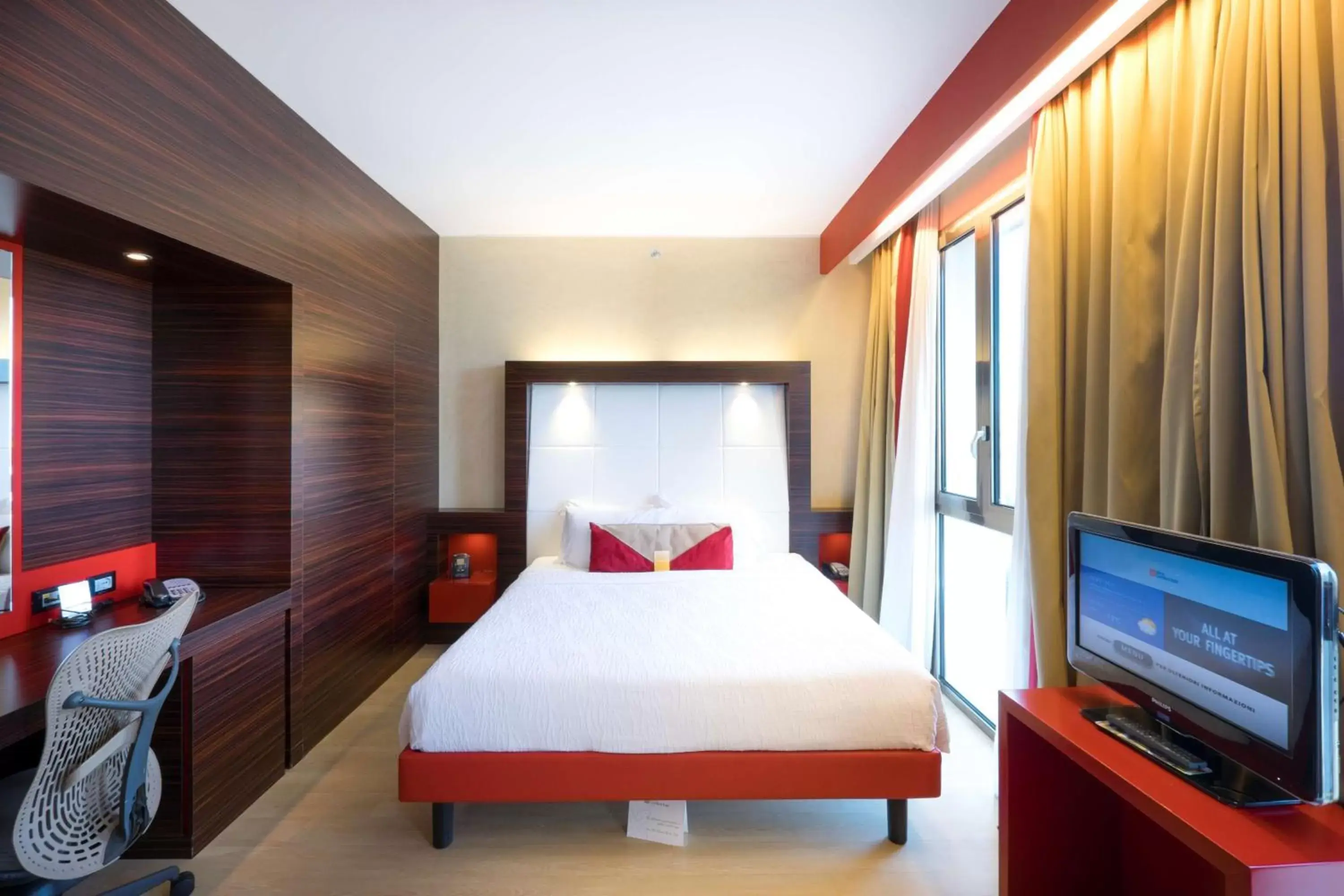Bedroom, Bed in Hilton Garden Inn Lecce