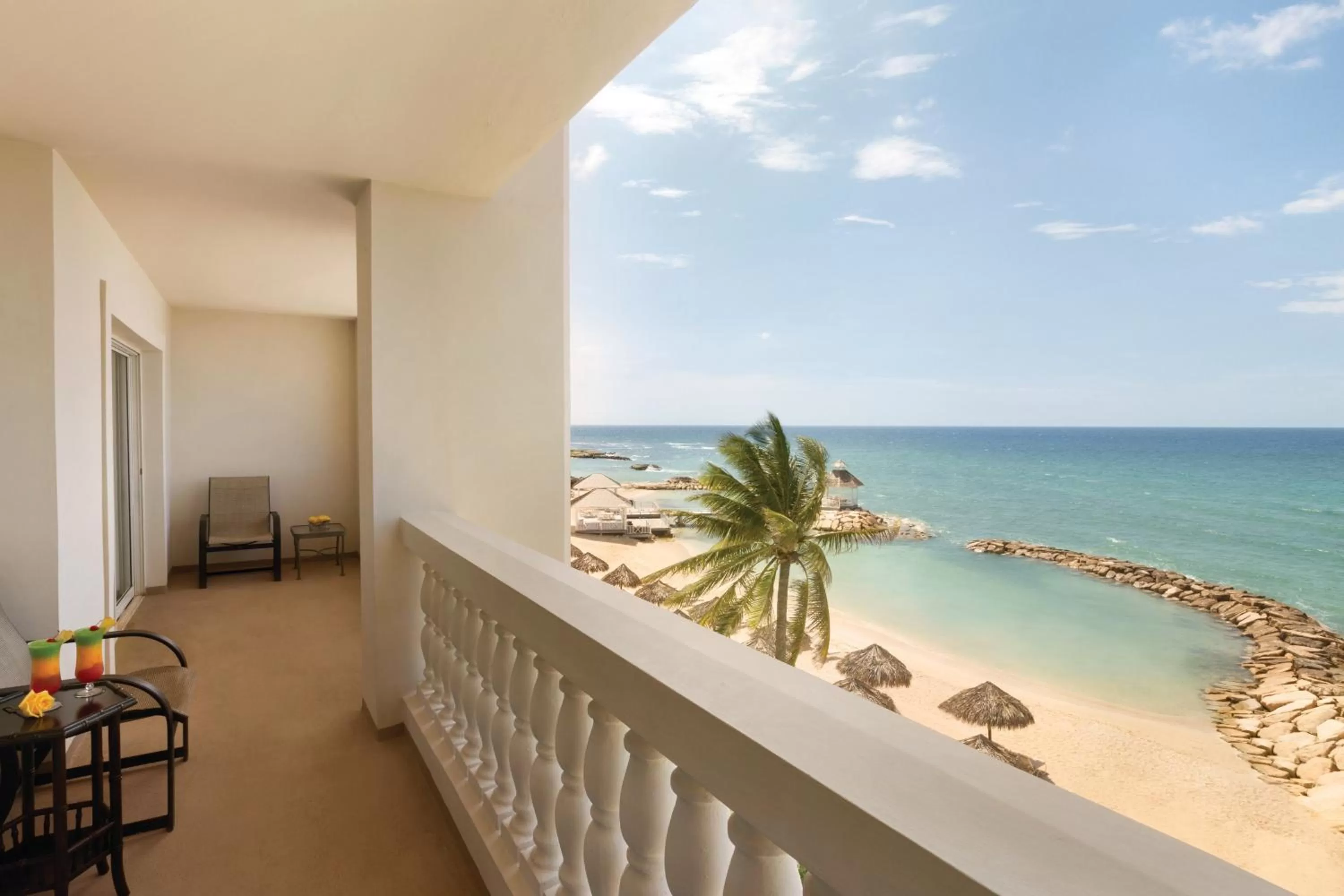 One-Bedroom Suite - single occupancy - Oceanfront in Hyatt Ziva Rose Hall - All Inclusive