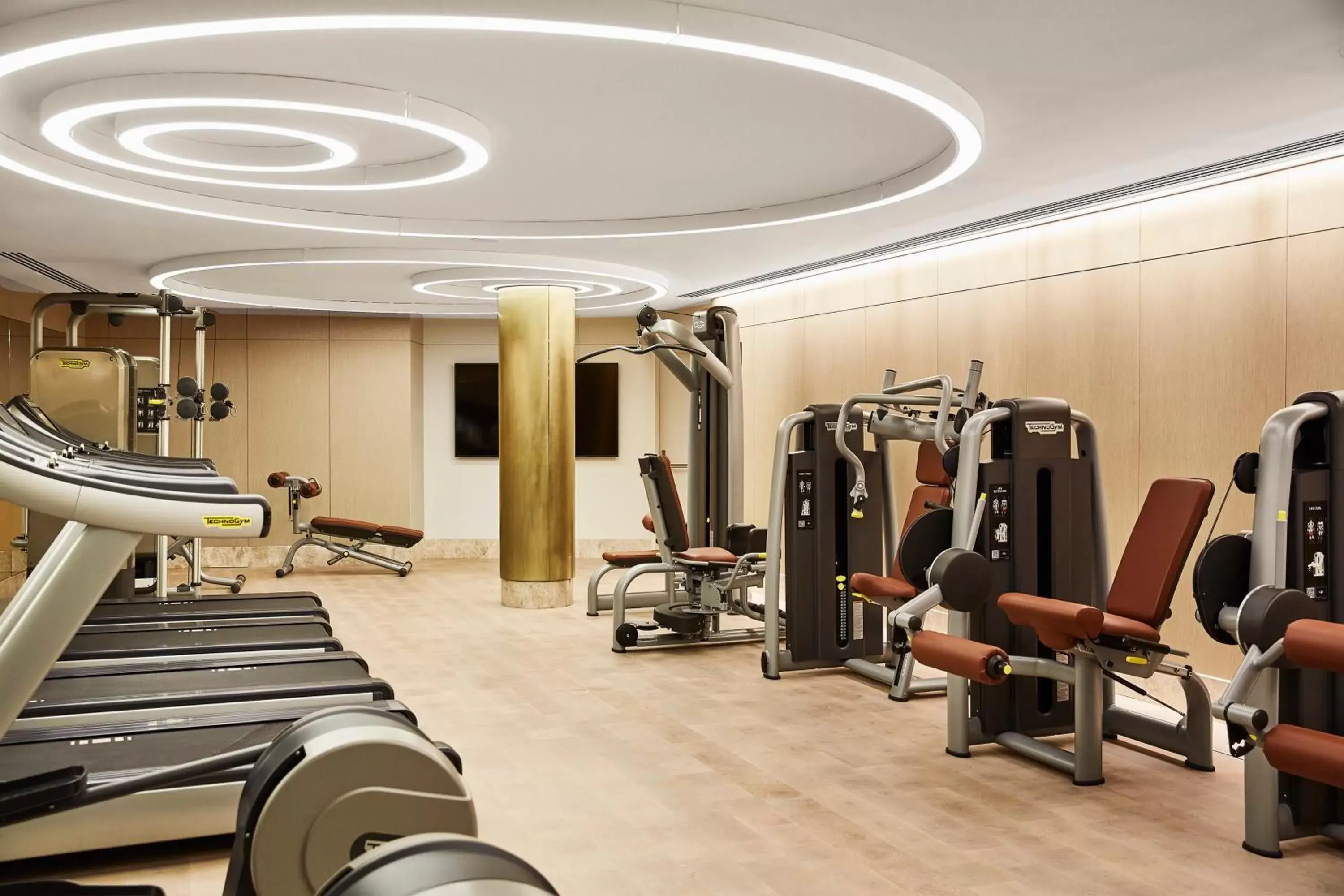 Spa and wellness centre/facilities, Fitness Center/Facilities in Four Seasons Hotel Madrid