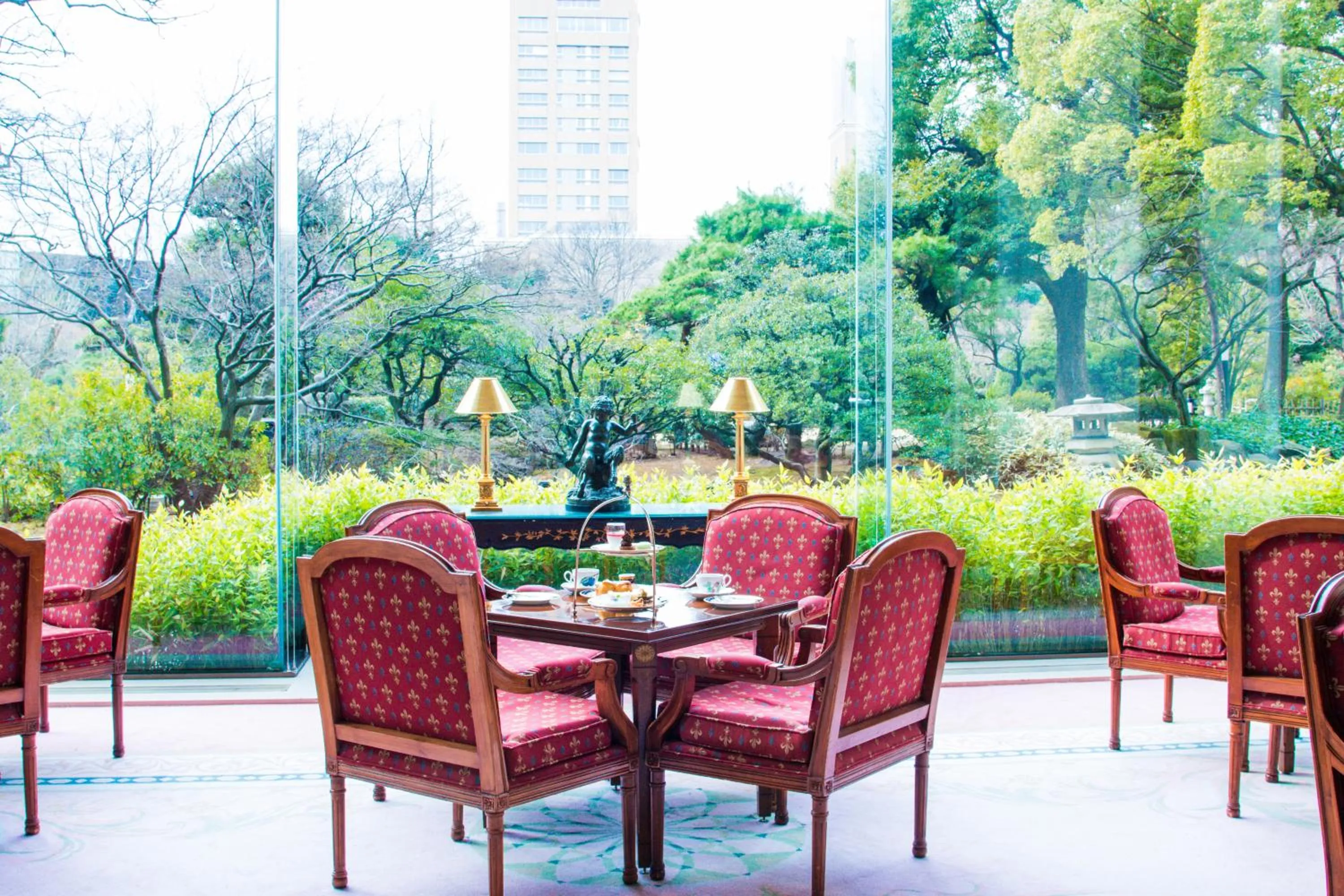 Lounge or bar in Rihga Royal Hotel Tokyo