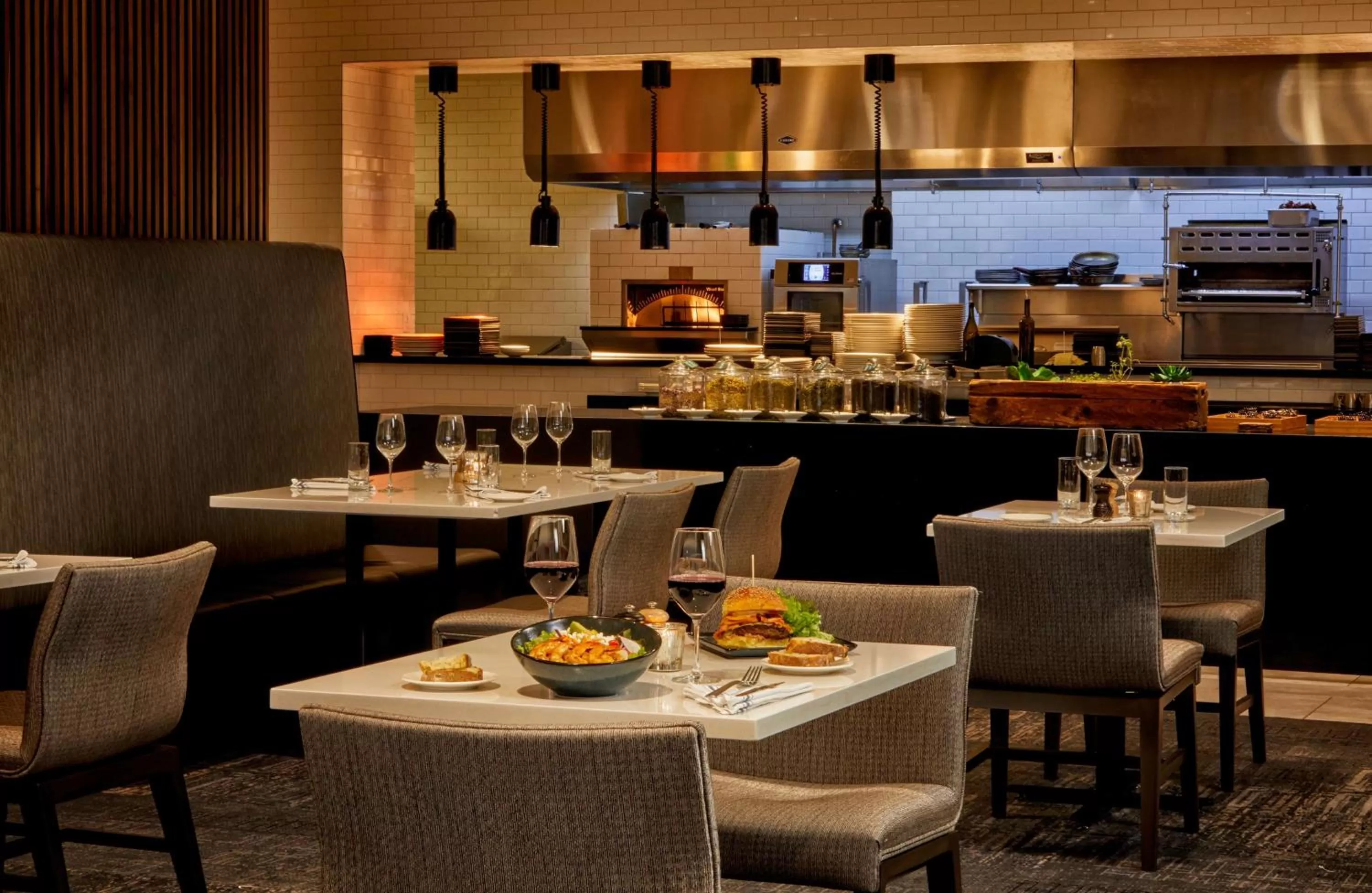 Restaurant/places to eat in Hilton Cleveland Downtown