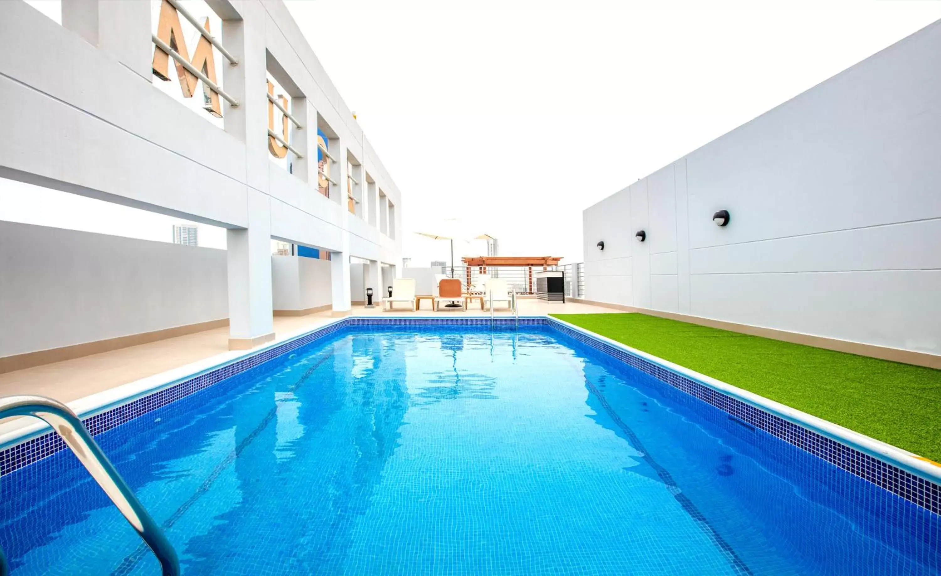 Swimming Pool in Loumage Suites and Spa