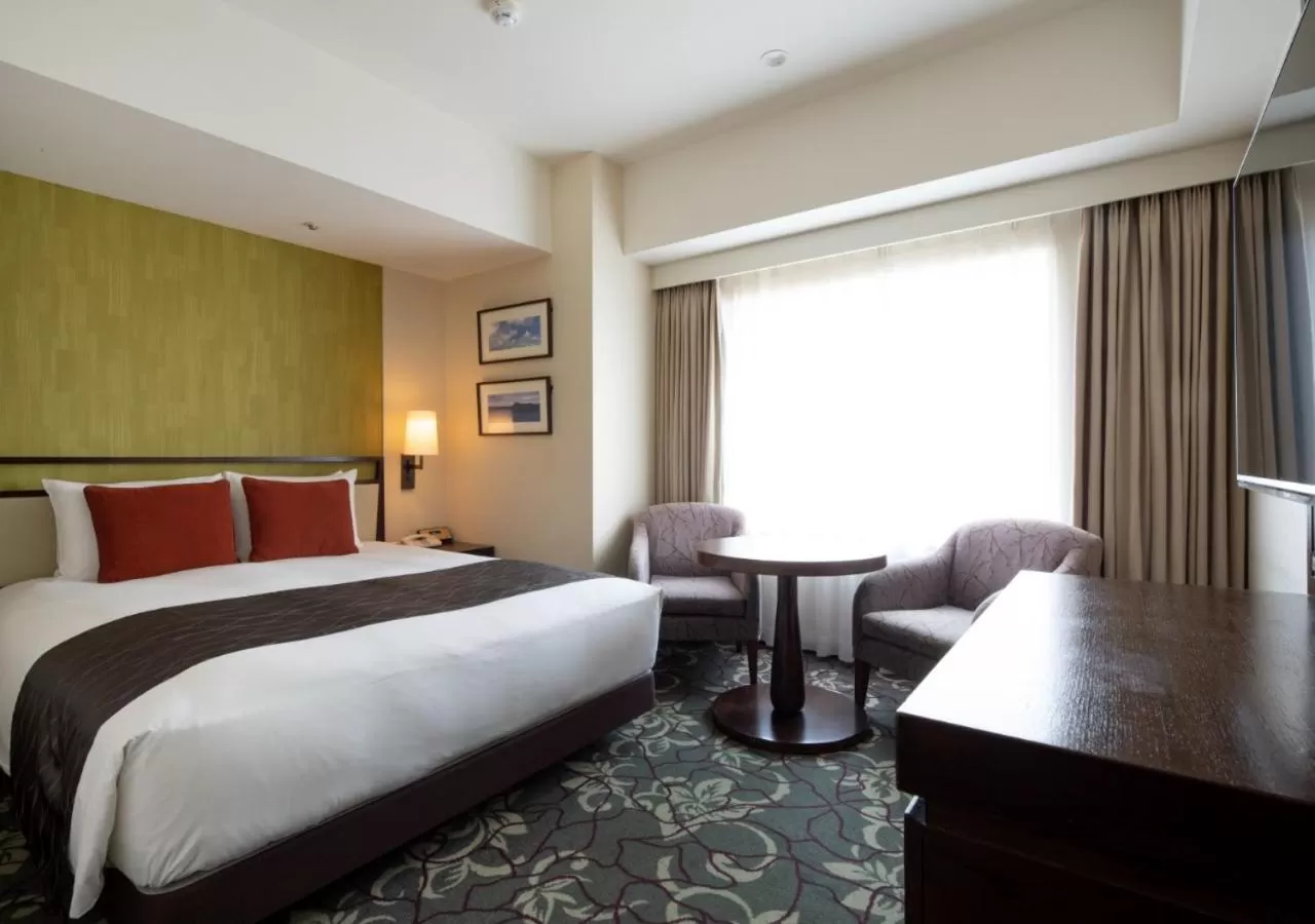 Bed in Hotel Metropolitan Tokyo Ikebukuro