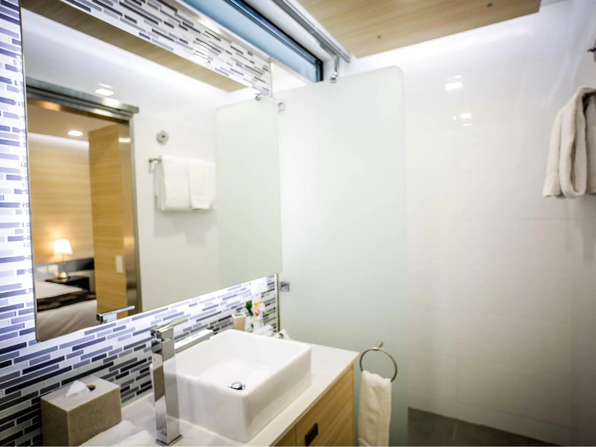 Bathroom in Trip Motel Gatton