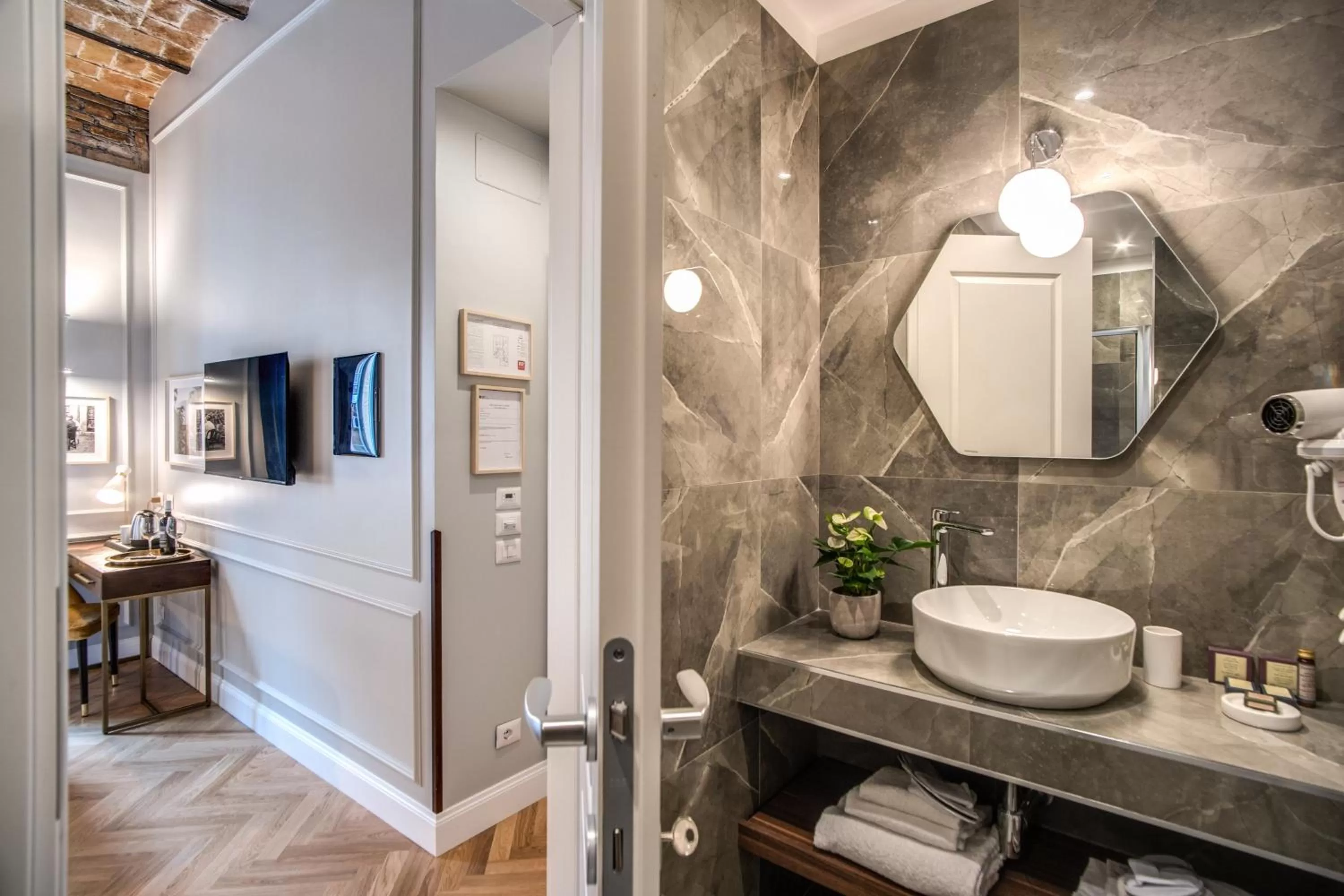 Bathroom in Tree Charme Augusto Boutique Hotel