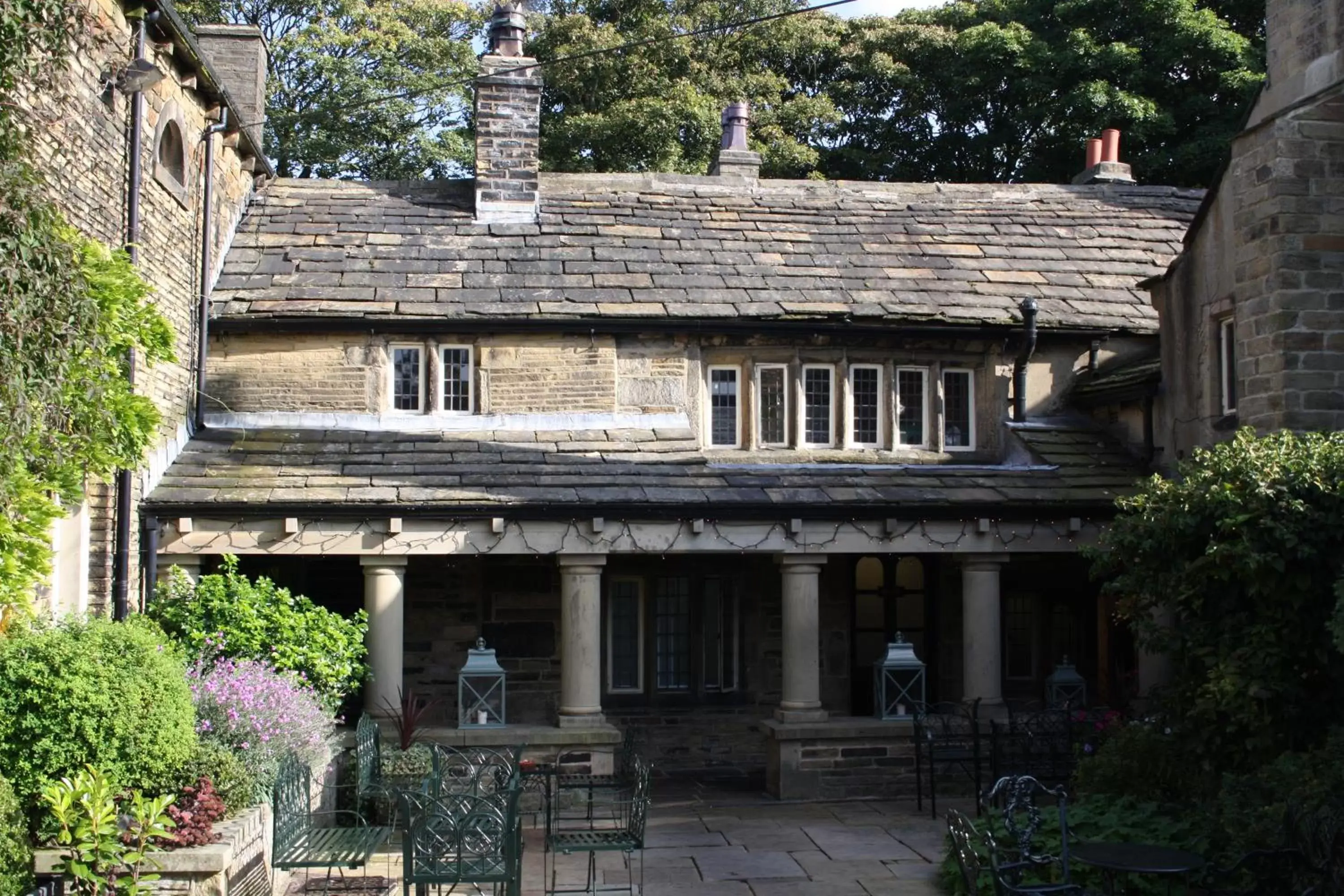 Patio, Property Building in Holdsworth House Hotel