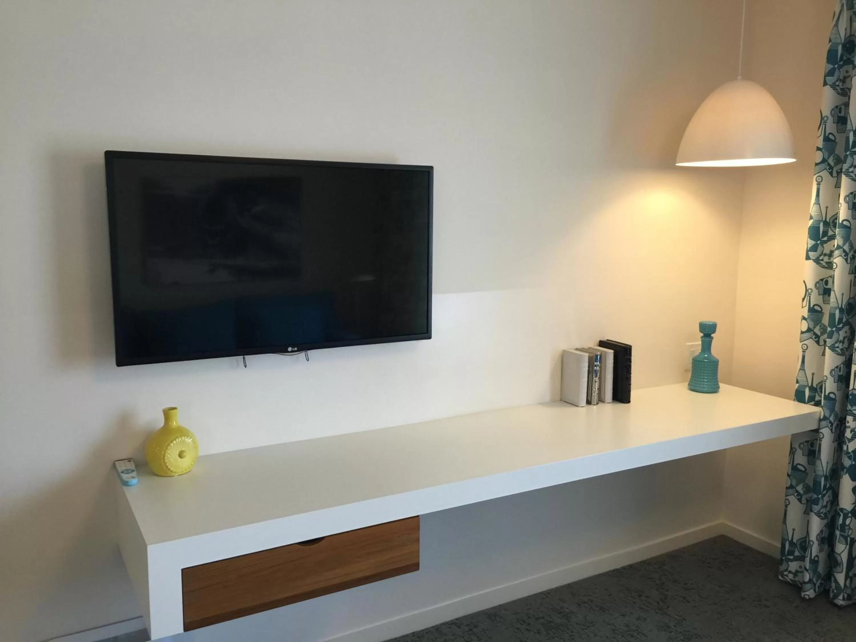 Decorative detail in The Beverly Laurel Hotel at West Hollywood