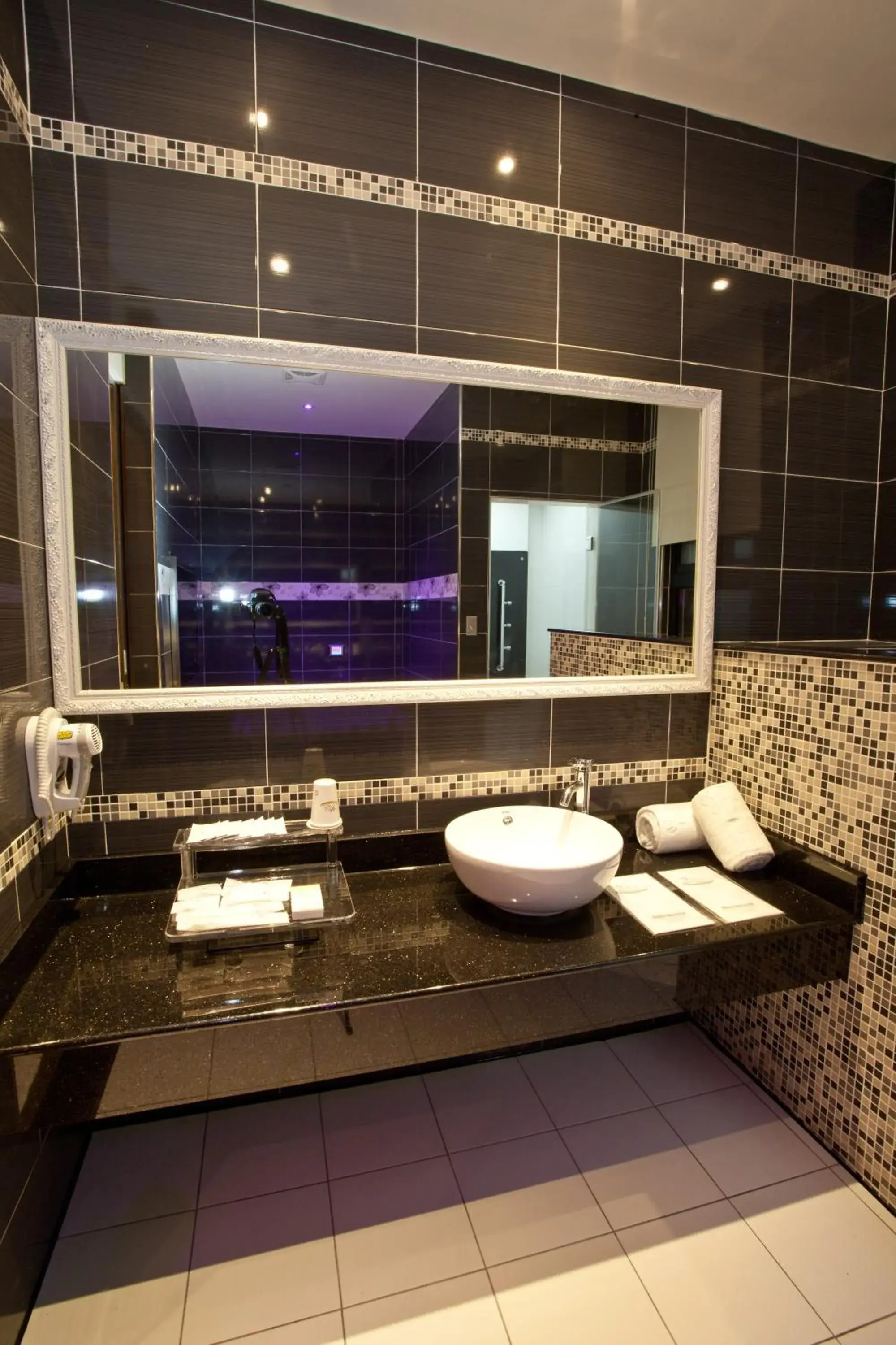Bathroom in Wei Feng Hotel - Kaohsiung