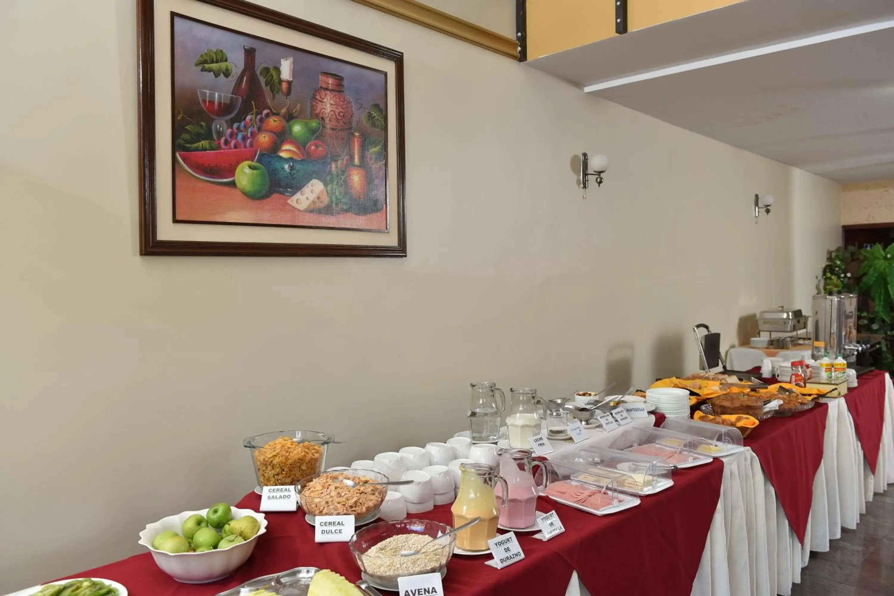 Buffet breakfast, Restaurant/Places to Eat in Hotel Continental Park
