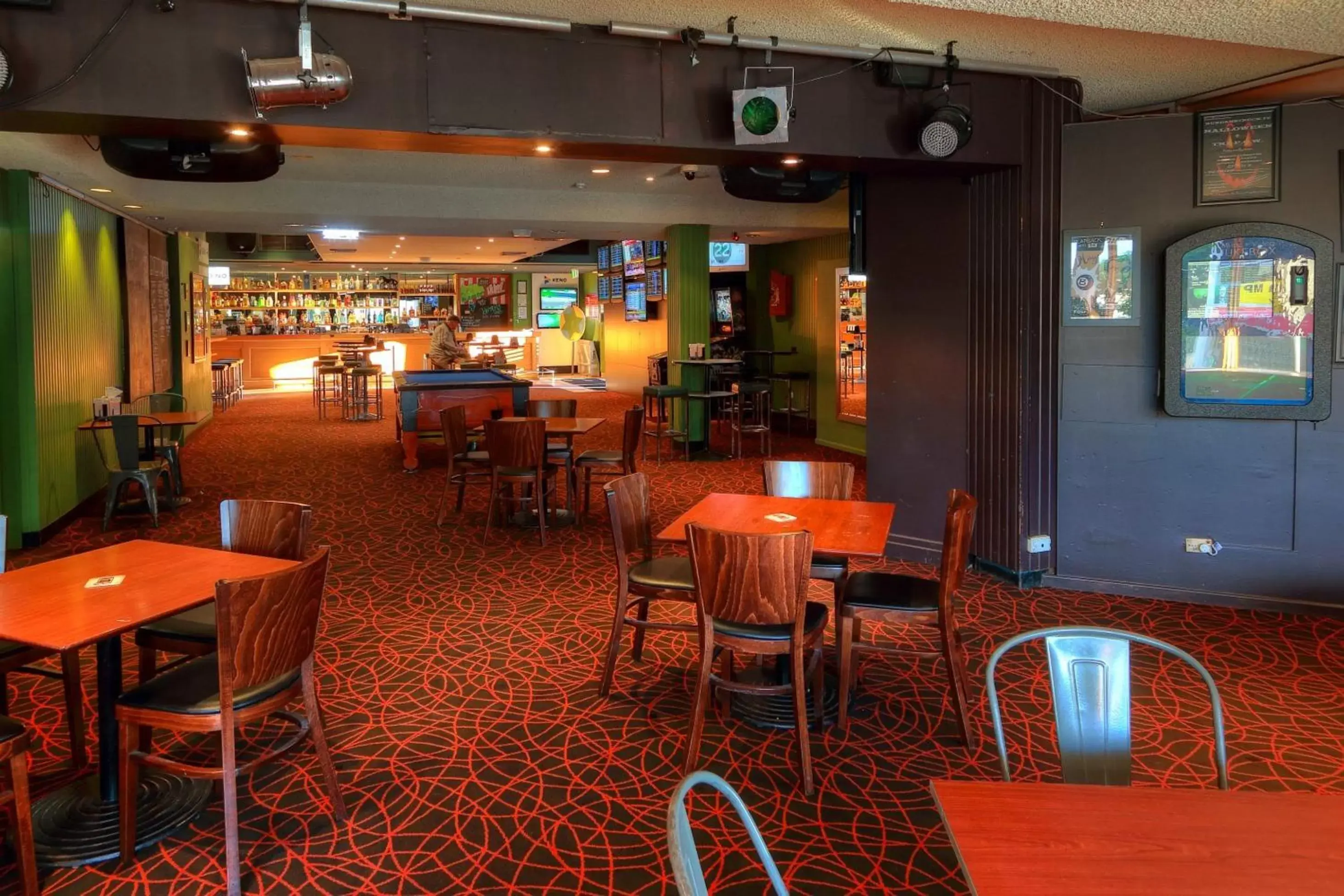 Lounge or bar, Restaurant/Places to Eat in Prince of Wales Hotel