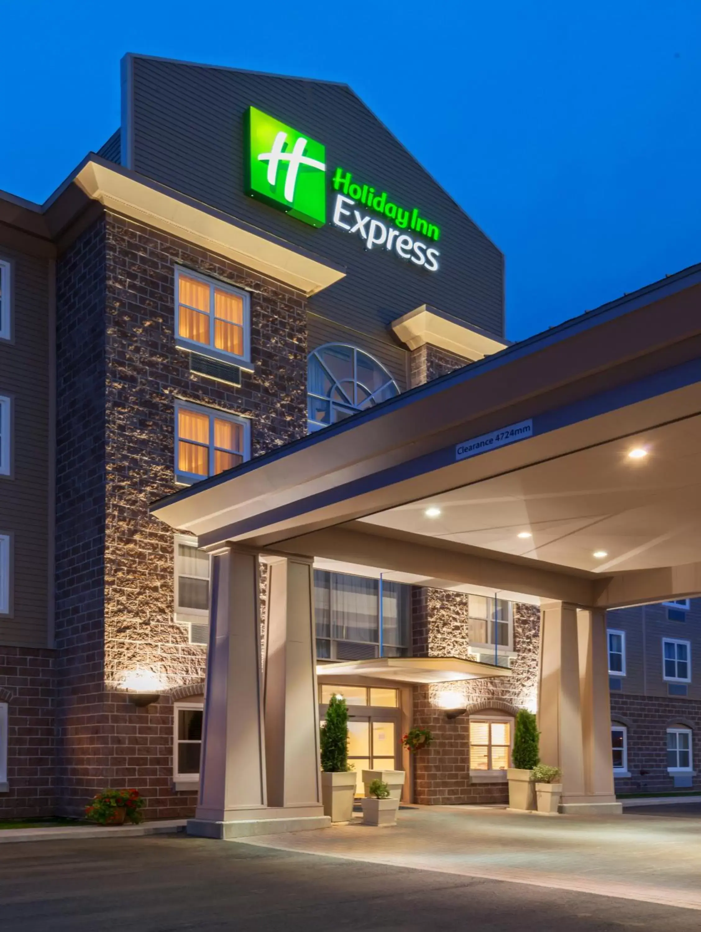 Property building in Holiday Inn Express Deer Lake, an IHG Hotel