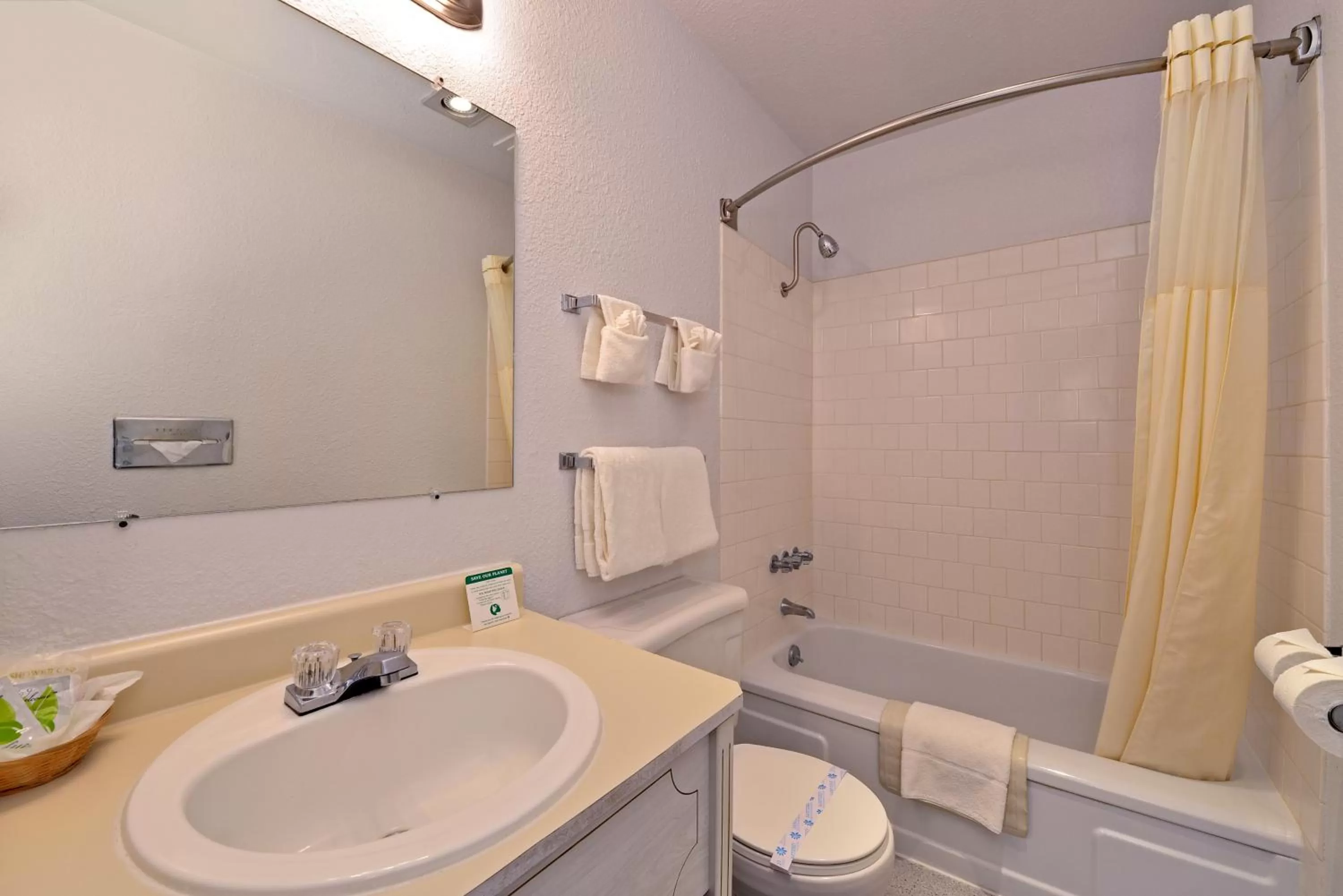 Bathroom in Maverick Motel - Modern Renovated Motel