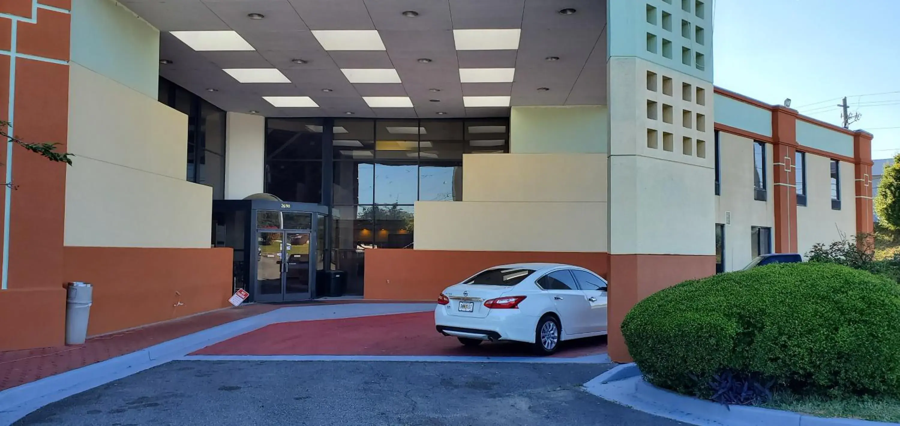 Property building in Red Carpet Inn-Macon Property building in Red Carpet Inn-Macon