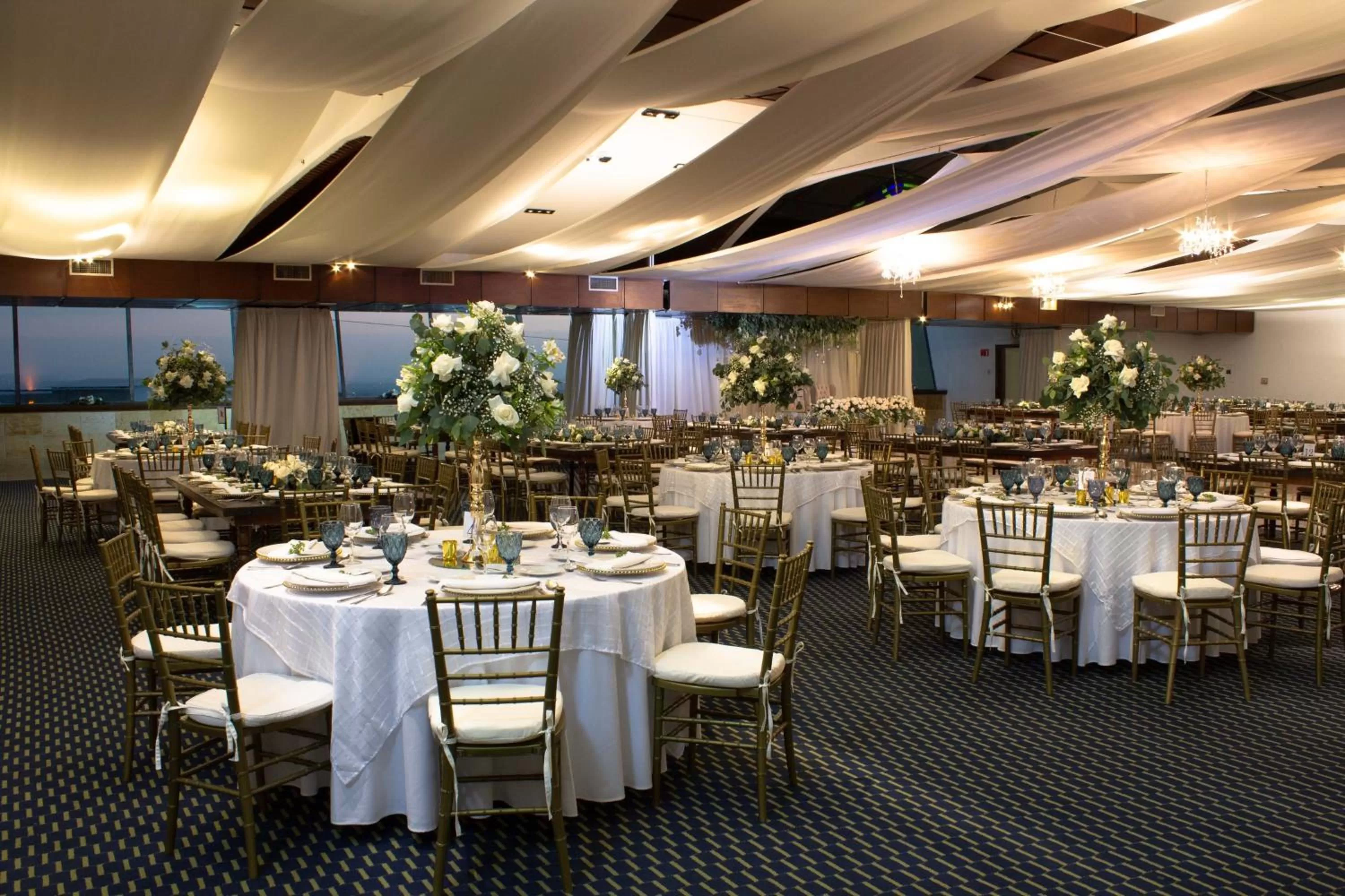 Meeting/conference room in Holiday Inn Queretaro Zona Diamante by IHG