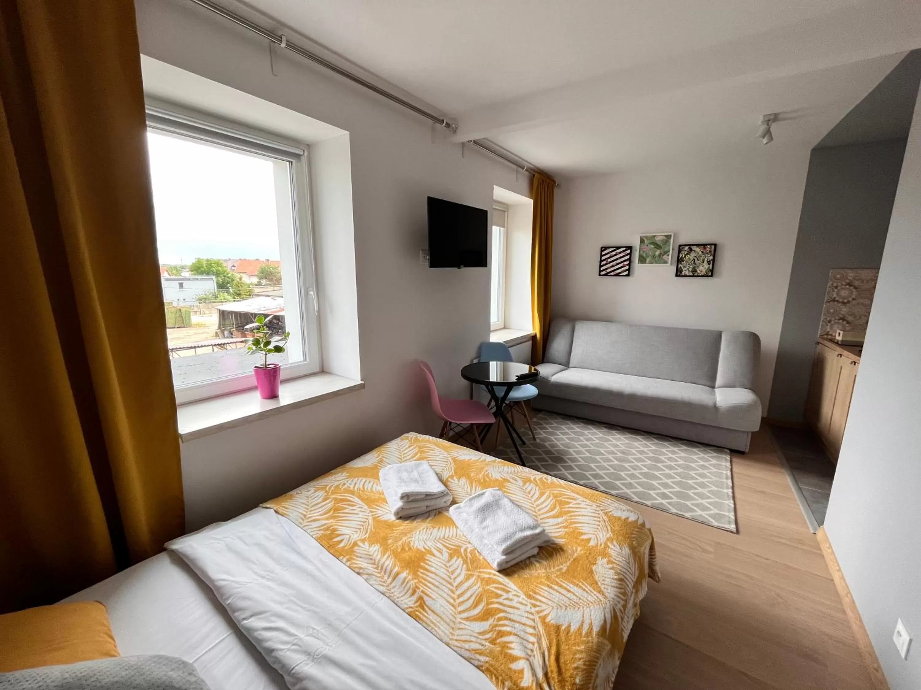 Bed in 3 Budget Stay Apartments