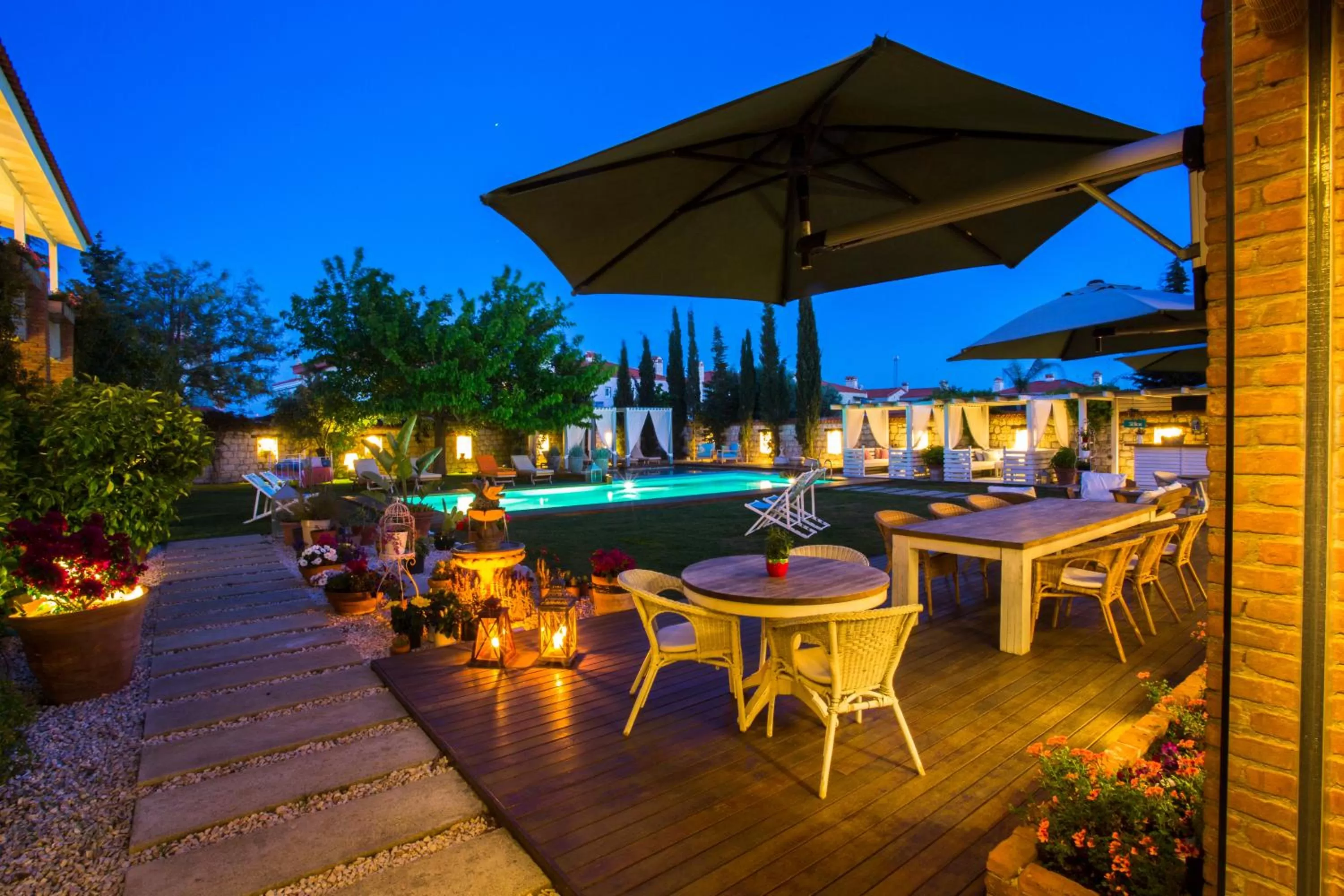 Patio, Restaurant/Places to Eat in Cadde 75 Luxury Hotel - Alaçatı