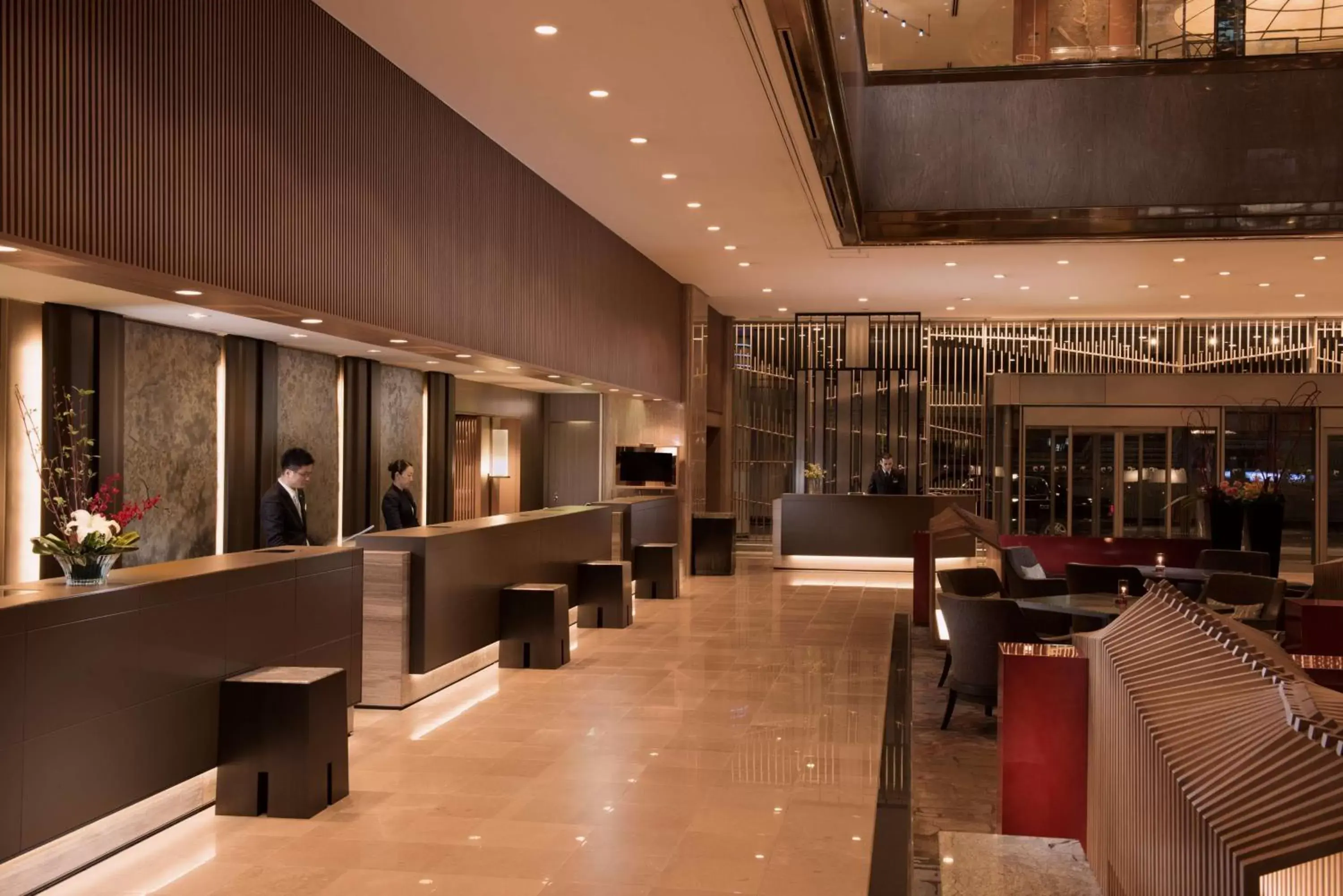 Lobby or reception, Restaurant/Places to Eat in Hilton Osaka Hotel