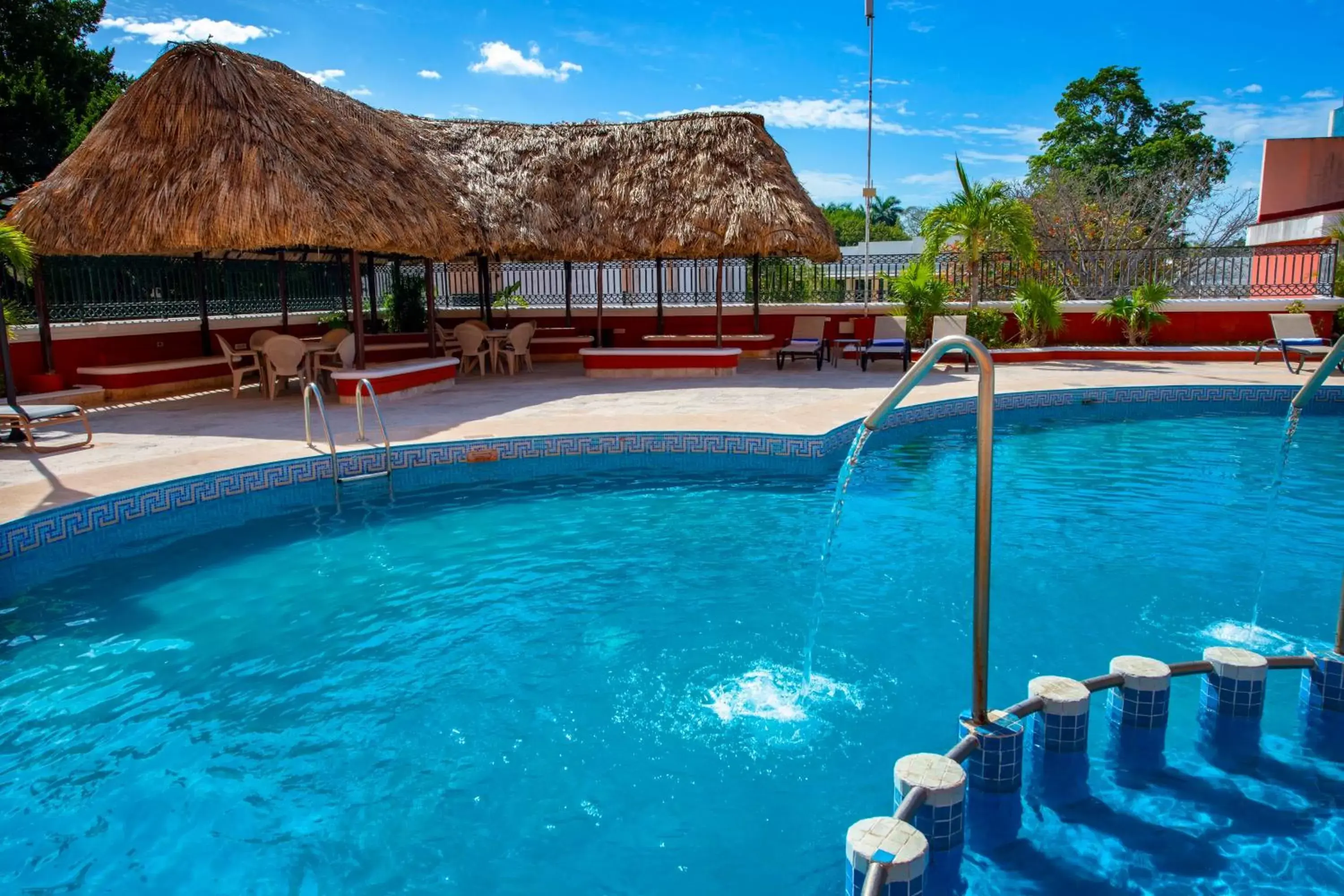 Swimming Pool in Holiday Inn Merida, an IHG Hotel