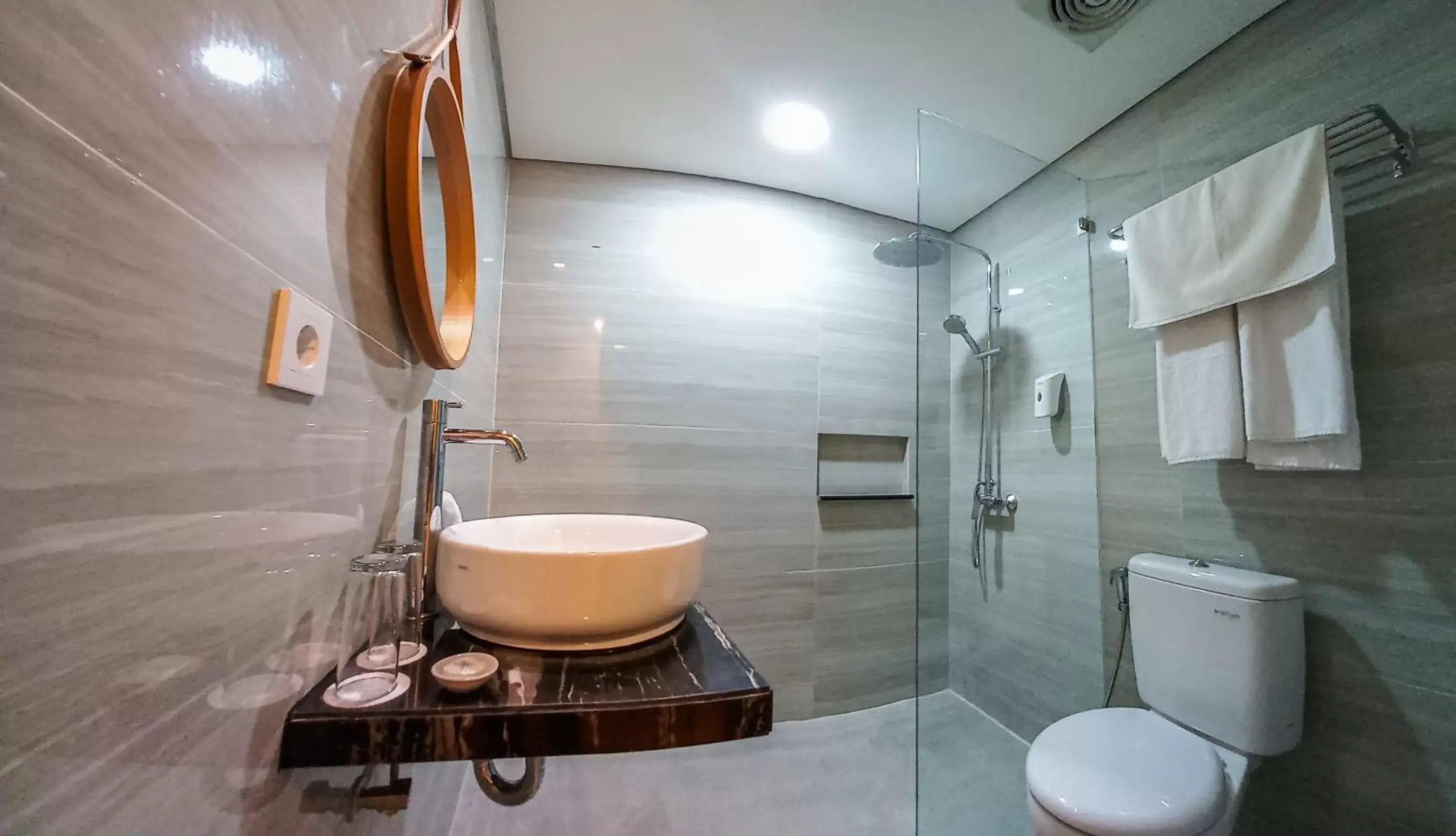 Bathroom in ABISHA Hotel Sanur