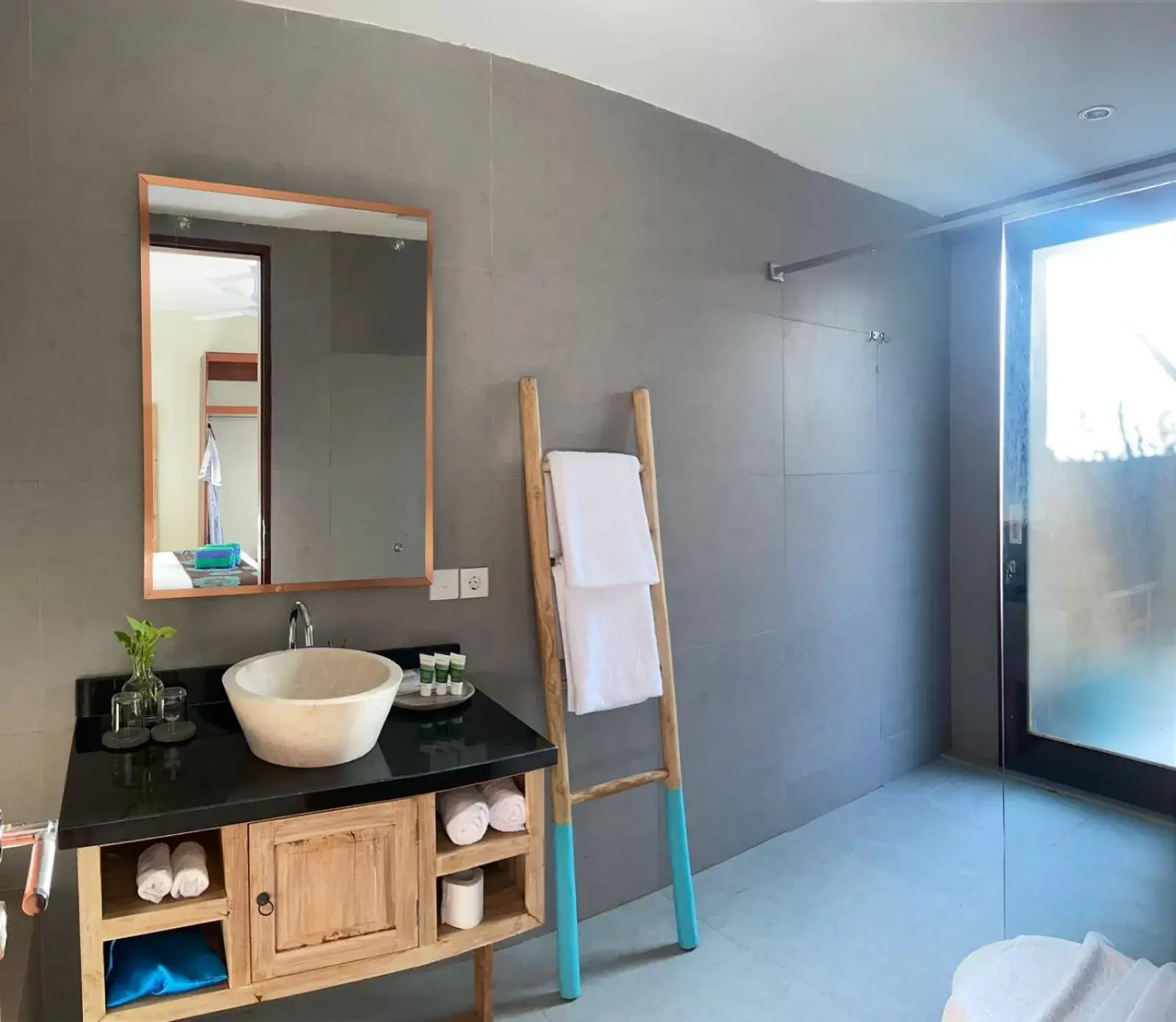 Bathroom in Taj Maza Sunset Villas Bathroom in Taj Maza Sunset Villas