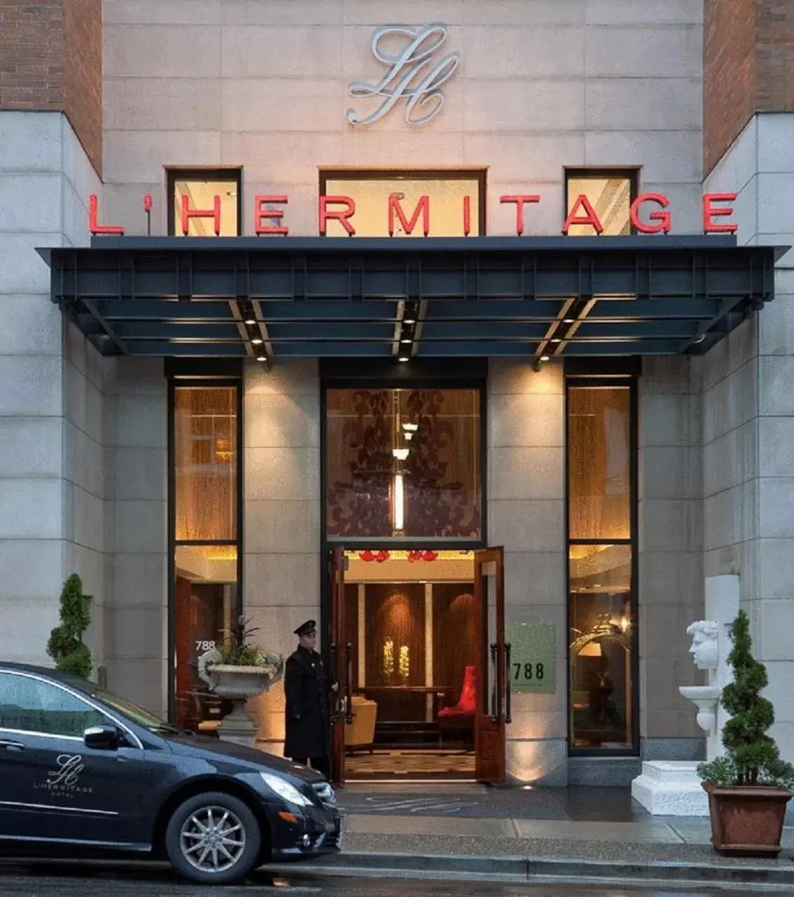 Property building, Facade/Entrance in L'Hermitage Hotel