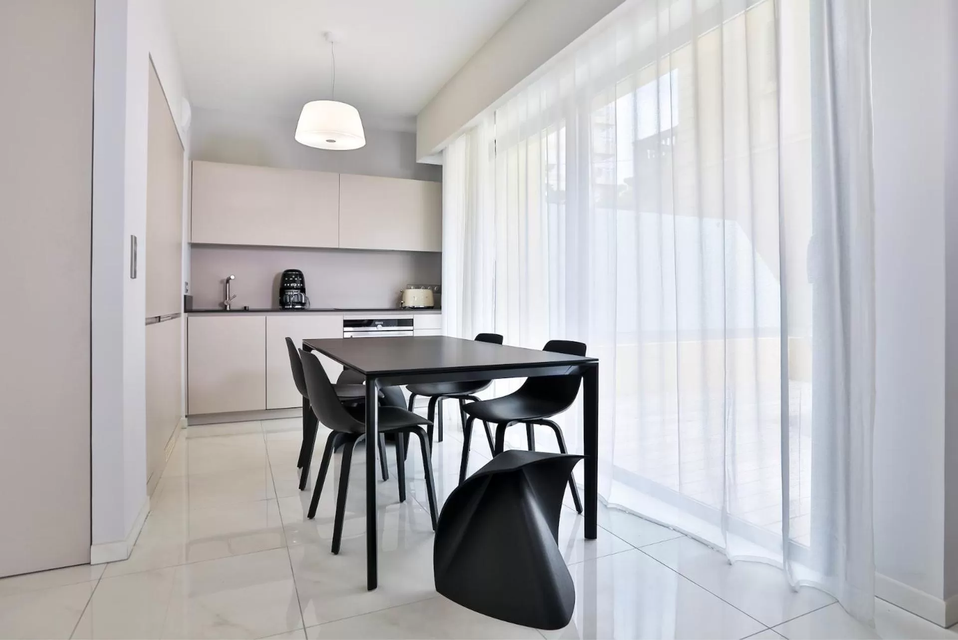 Dining Area in Residenza Leca Colonna