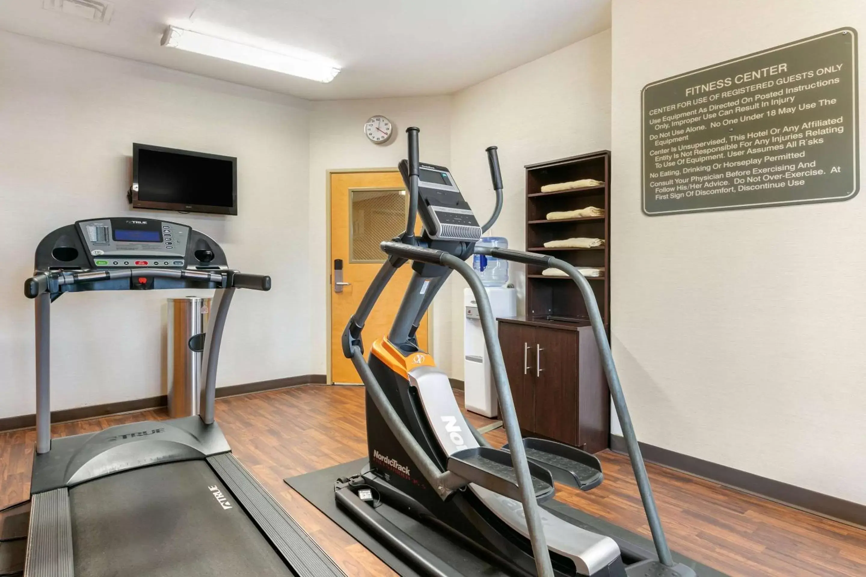 Fitness centre/facilities, Fitness Center/Facilities in Comfort Suites Batesville