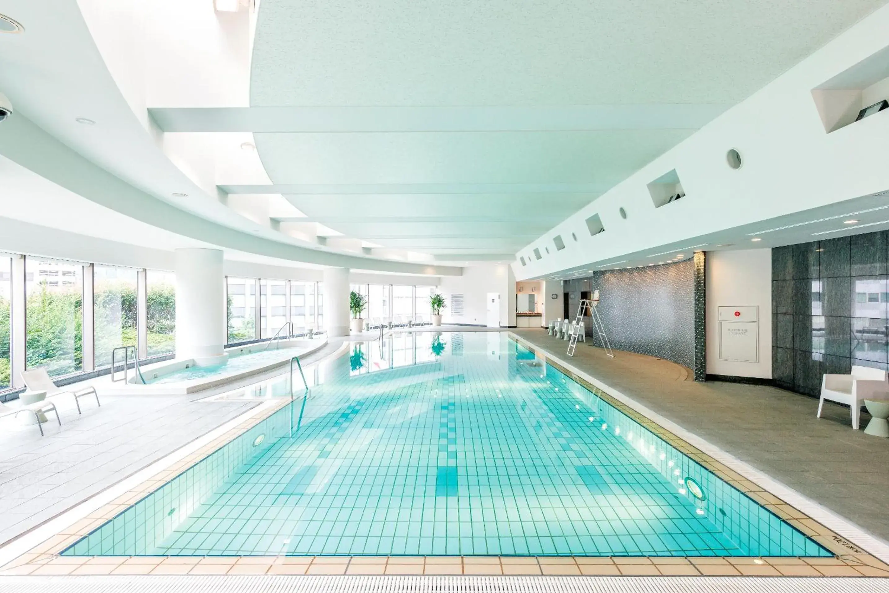 Swimming Pool in Cerulean Tower Tokyu Hotel, A Pan Pacific Partner Hotel