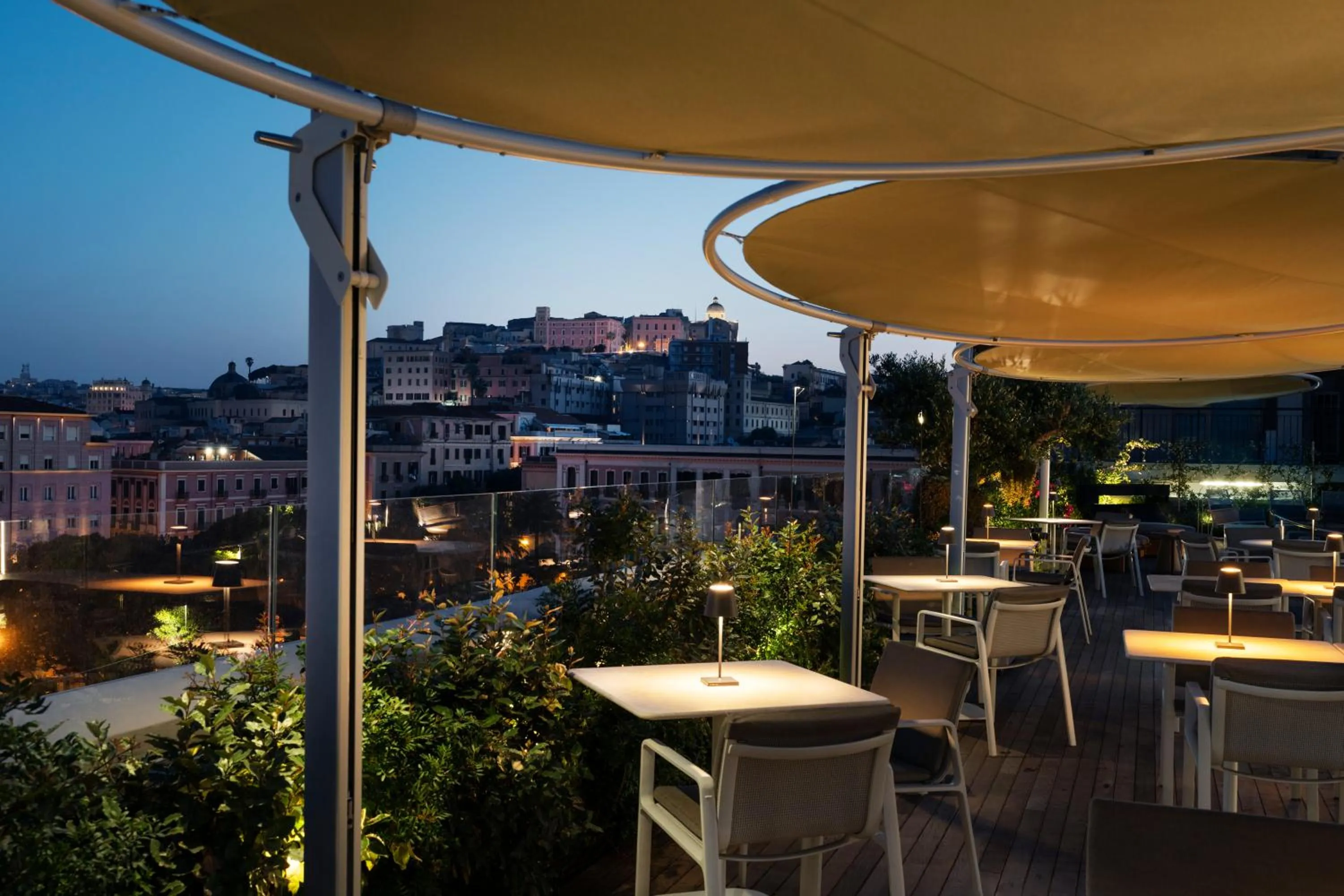 Restaurant/places to eat in Palazzo Tirso MGallery Cagliari
